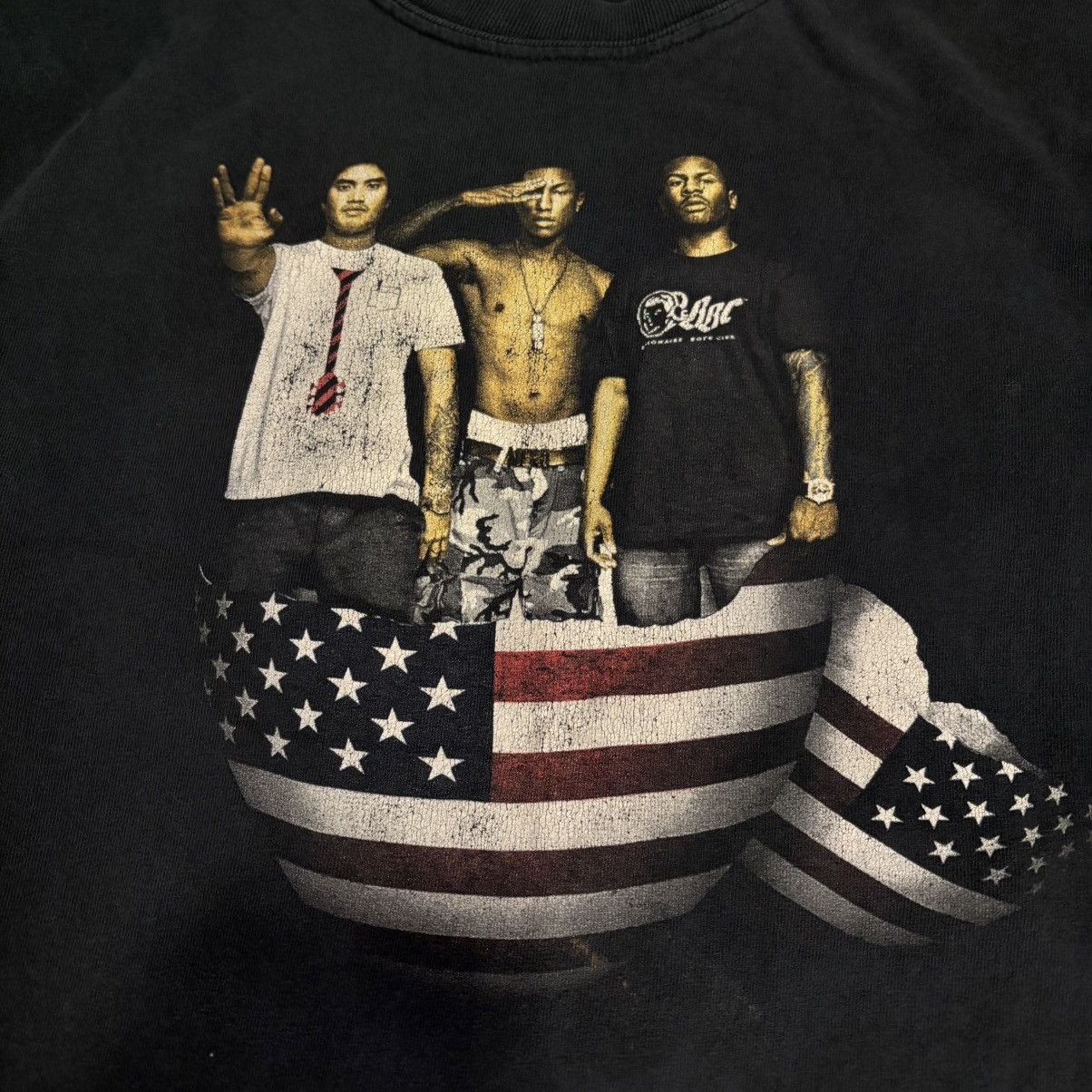 Vintage Vintage 2000s NERD “Fly or Die” Tess Size US M / EU 48-50 / 2 - 2 Thumbnail