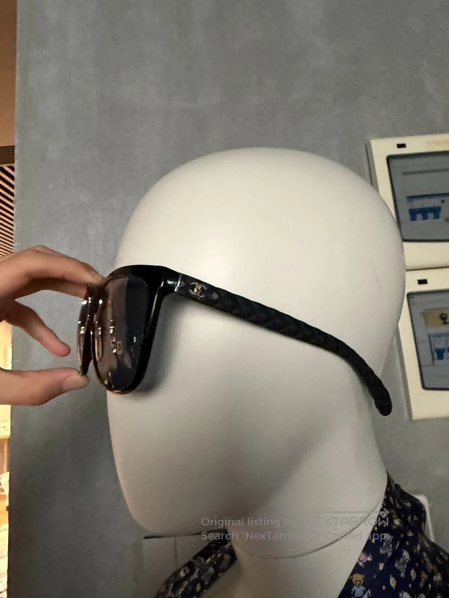 Chanel Chanel Sunglasses Leather Temples. Size ONE SIZE - 4 Thumbnail