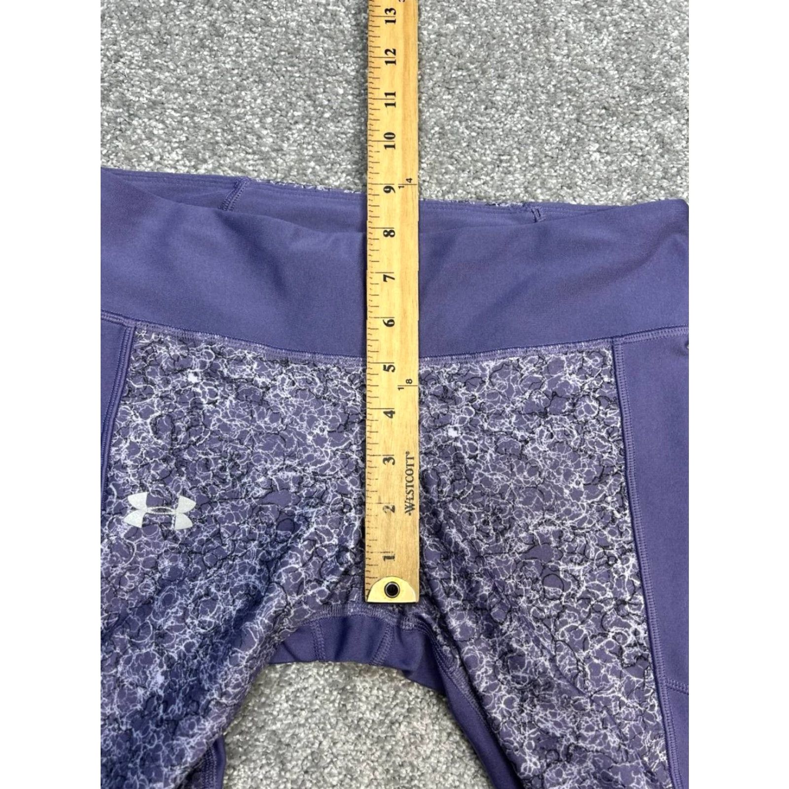 Under Armour Under Armour Leggings Shirt Womens Medium Purple Printed Cropped Activewear Compression HeatGear Size 32" / US 10 / IT 46 - 7 Thumbnail
