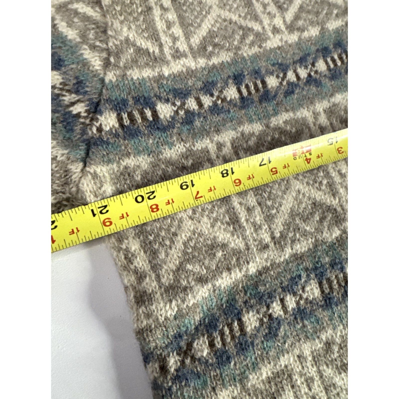 Vintage VINTAGE Bobbio V Neck Wool Sweater Men’s L Aztec Tribal Print Pullover Size US L / EU 52-54 / 3 - 4 Thumbnail