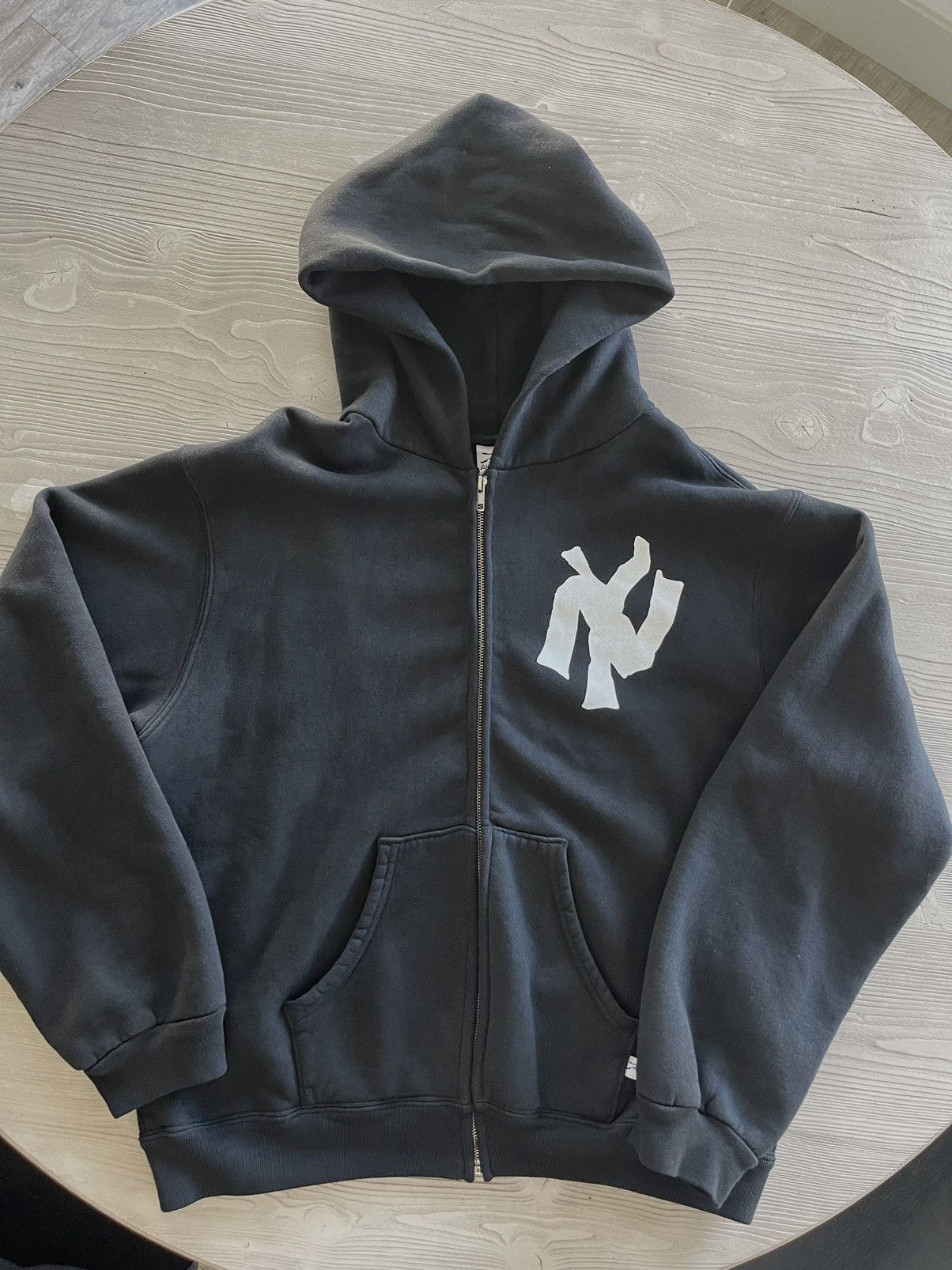 Akimbo Club × Streetwear × Vintage Akimbo hoodie New York