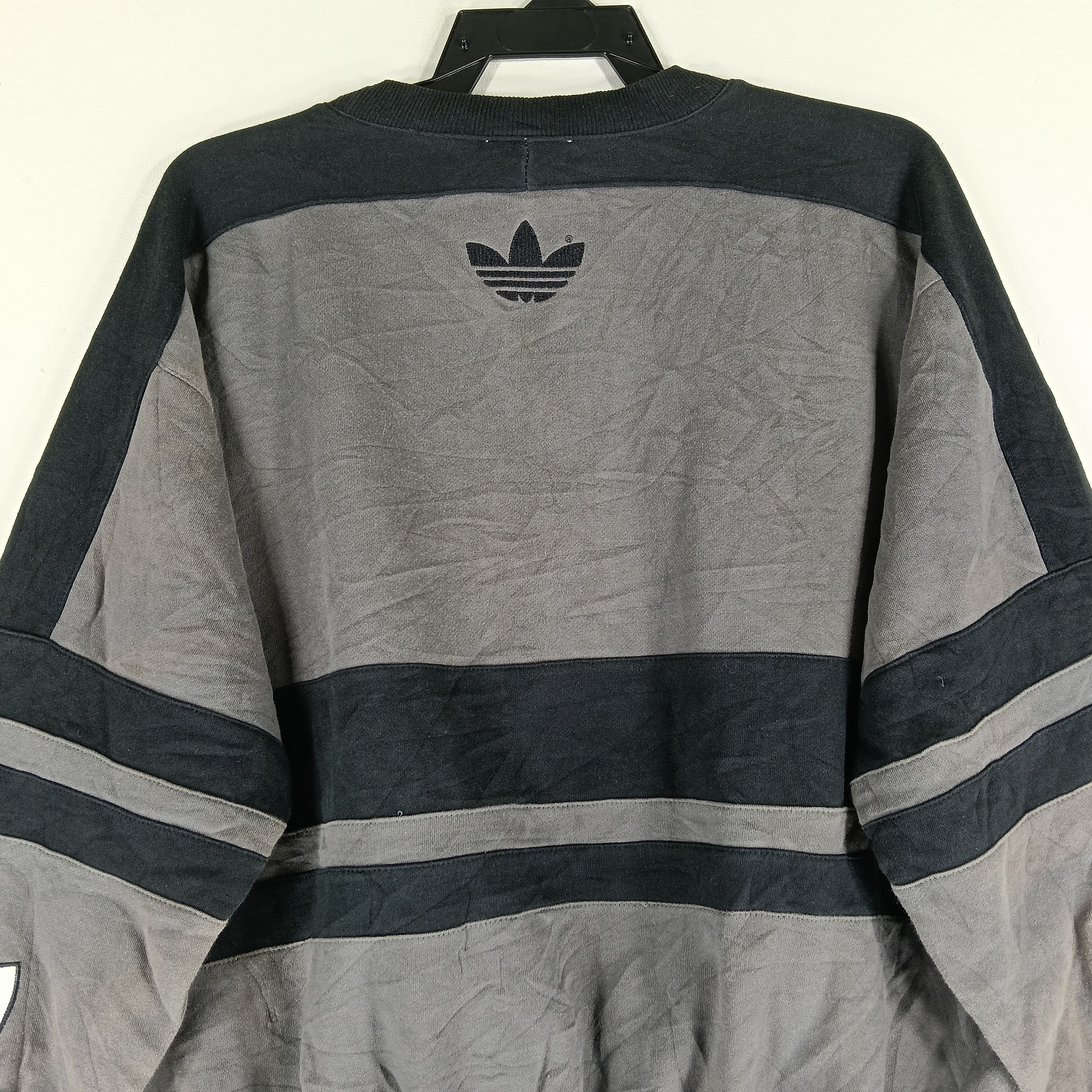 Adidas Vintage Adidas sweatshirt Size US L / EU 52-54 / 3 - 8 Thumbnail
