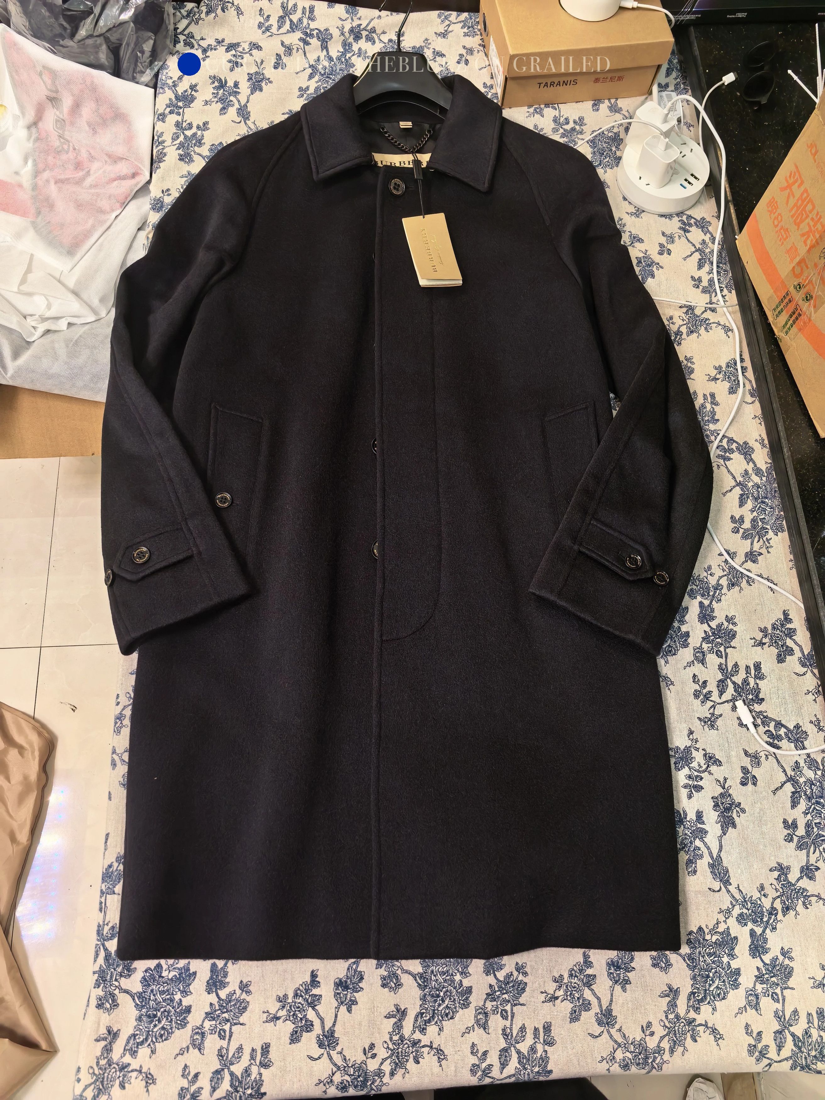 Burberry Black Cashmere Balmacaan Coat Size S Size US S / EU 44-46 / 1 - 1 Thumbnail