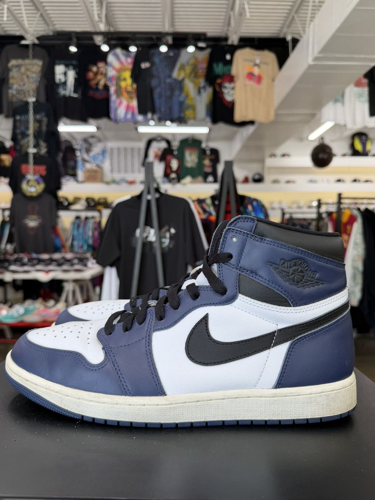 Jordan Brand Air Jordan 1 Midnight Navy Size 12 (2024) Size US 12 / EU 45 - 7 Thumbnail