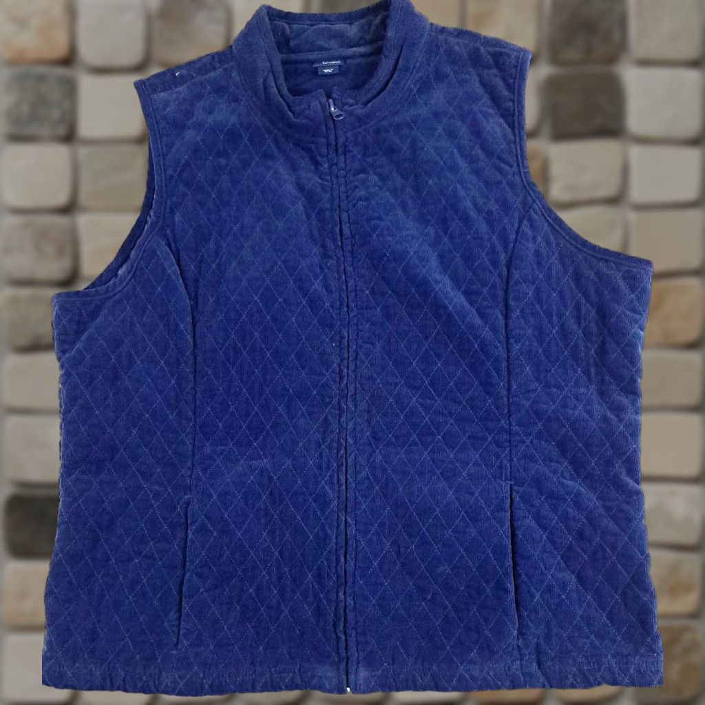 Basic Editions VINTAGE Quilted Blue Cotton Full Zip Outdoor Vest XL Editions Women Size XL / US 12-14 / IT 48-50 - 1 Thumbnail