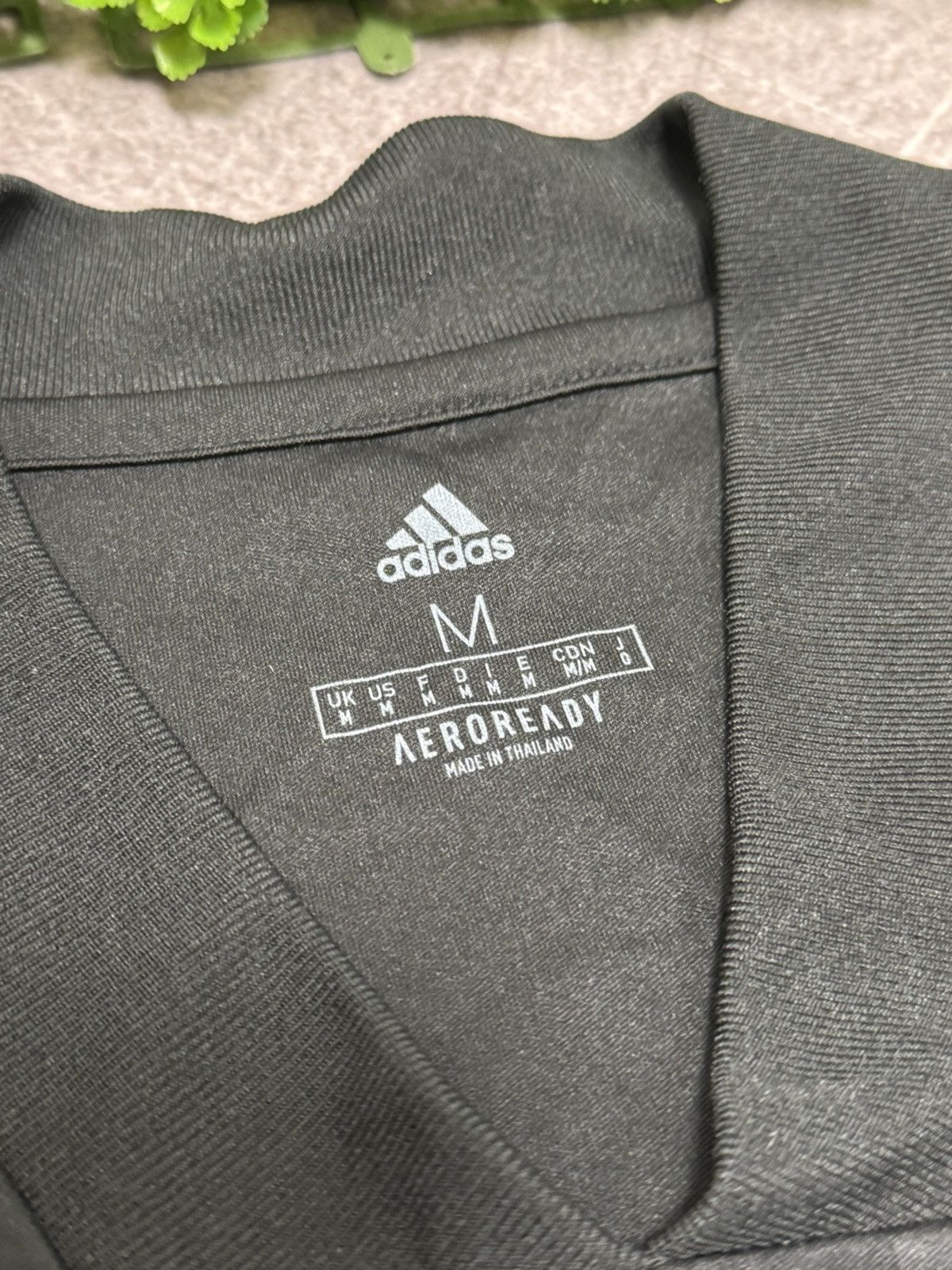 Adidas AUTHENTIC ADIDAS LOS ANGELES GALAXY 2021 SOCCER JERSEY M Size US M / EU 48-50 / 2 - 10 Thumbnail