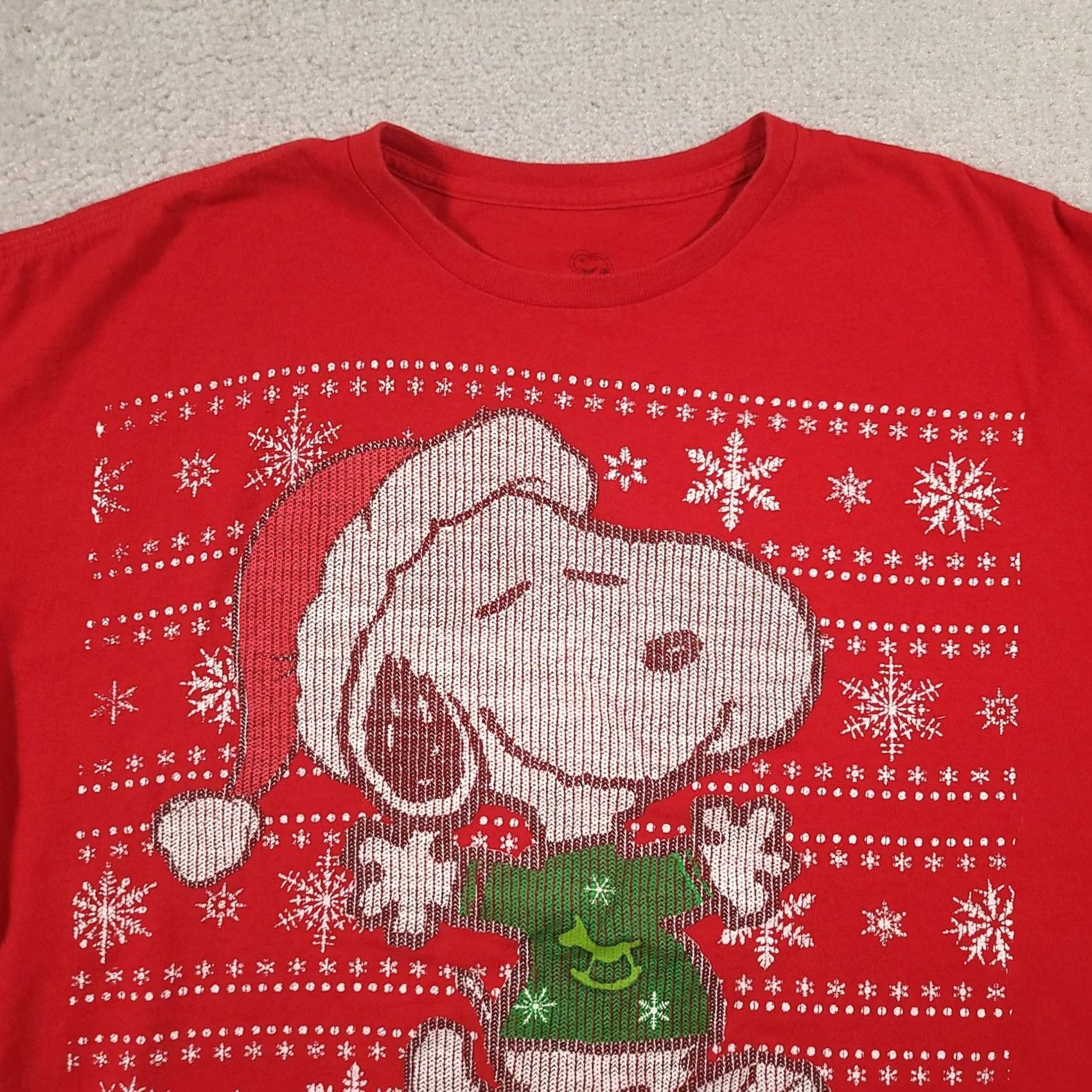 Vintage Peanuts Snoopy Christmas Shirt Mens 3XL Red Ugly Sweater Style Graphic Tee Size US XXL / EU 58 / 5 - 3 Thumbnail