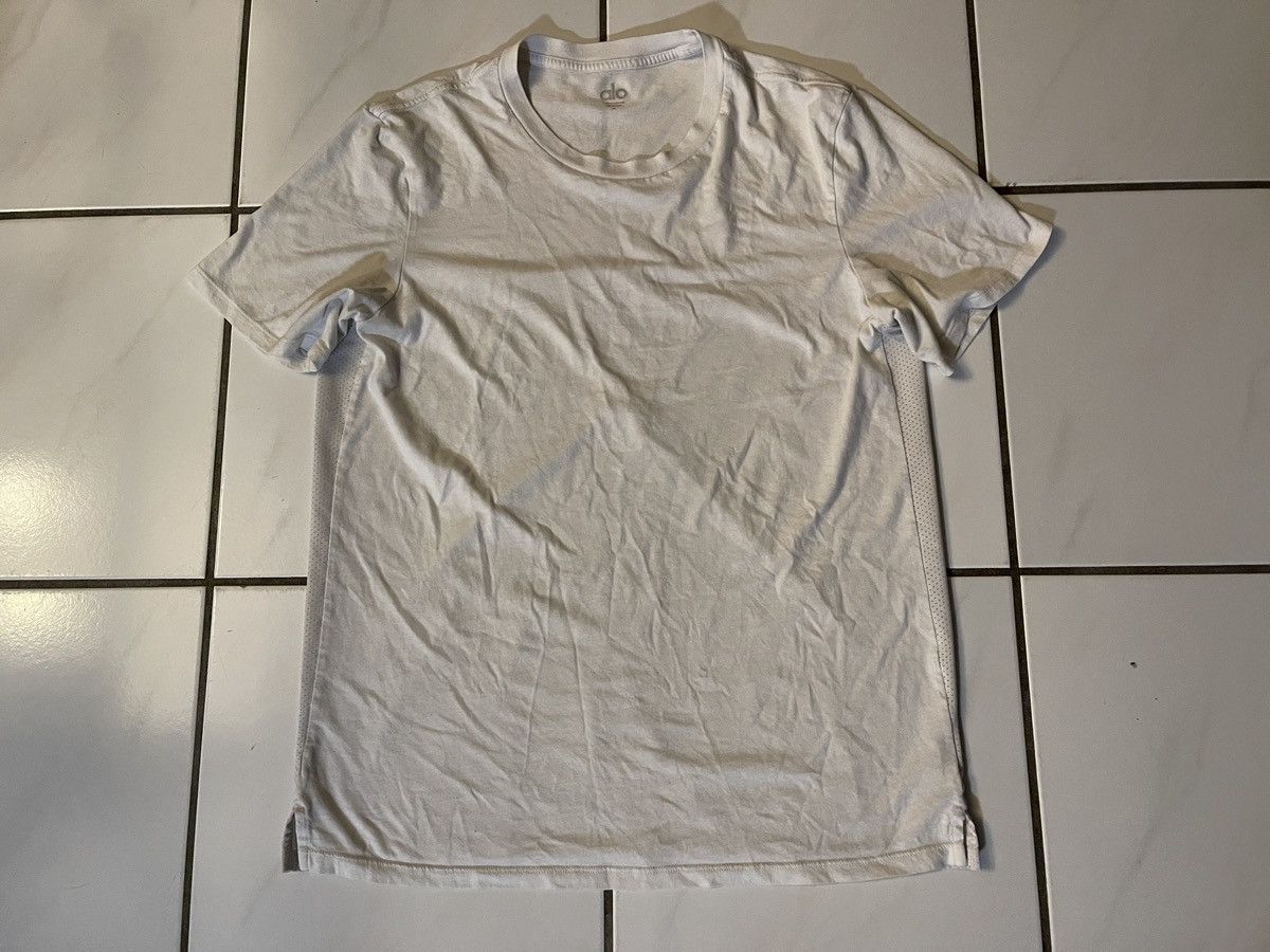 Alo Alo Yoga Men’s Medium Tee Shirt White Short Sleeve Size US M / EU 48-50 / 2 - 1 Thumbnail