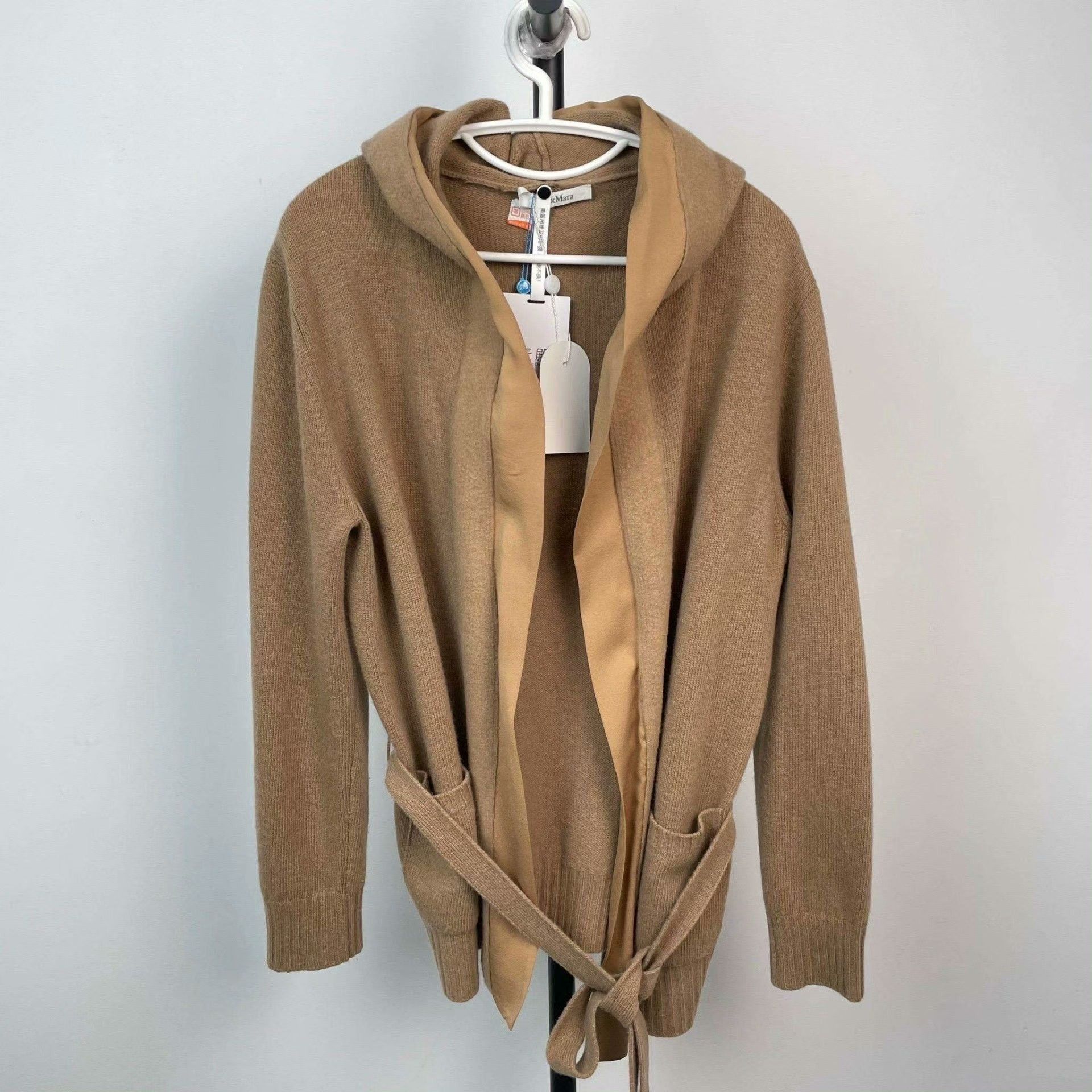 Max Mara Max Mara Knit Sweater 34 Women Size XS / US 0-2 / IT 36-38 - 1 Thumbnail