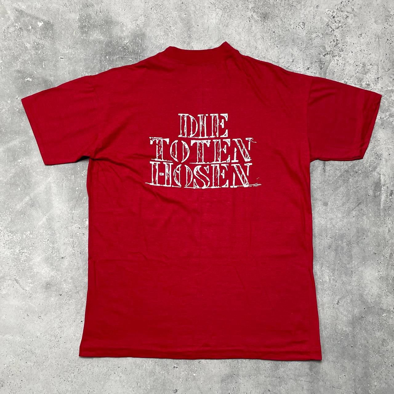 Band Tees × Vintage Vintage 90s Die Toten Hosen Spell Out Logo T Shirt Red Size US L / EU 52-54 / 3 - 2 Thumbnail