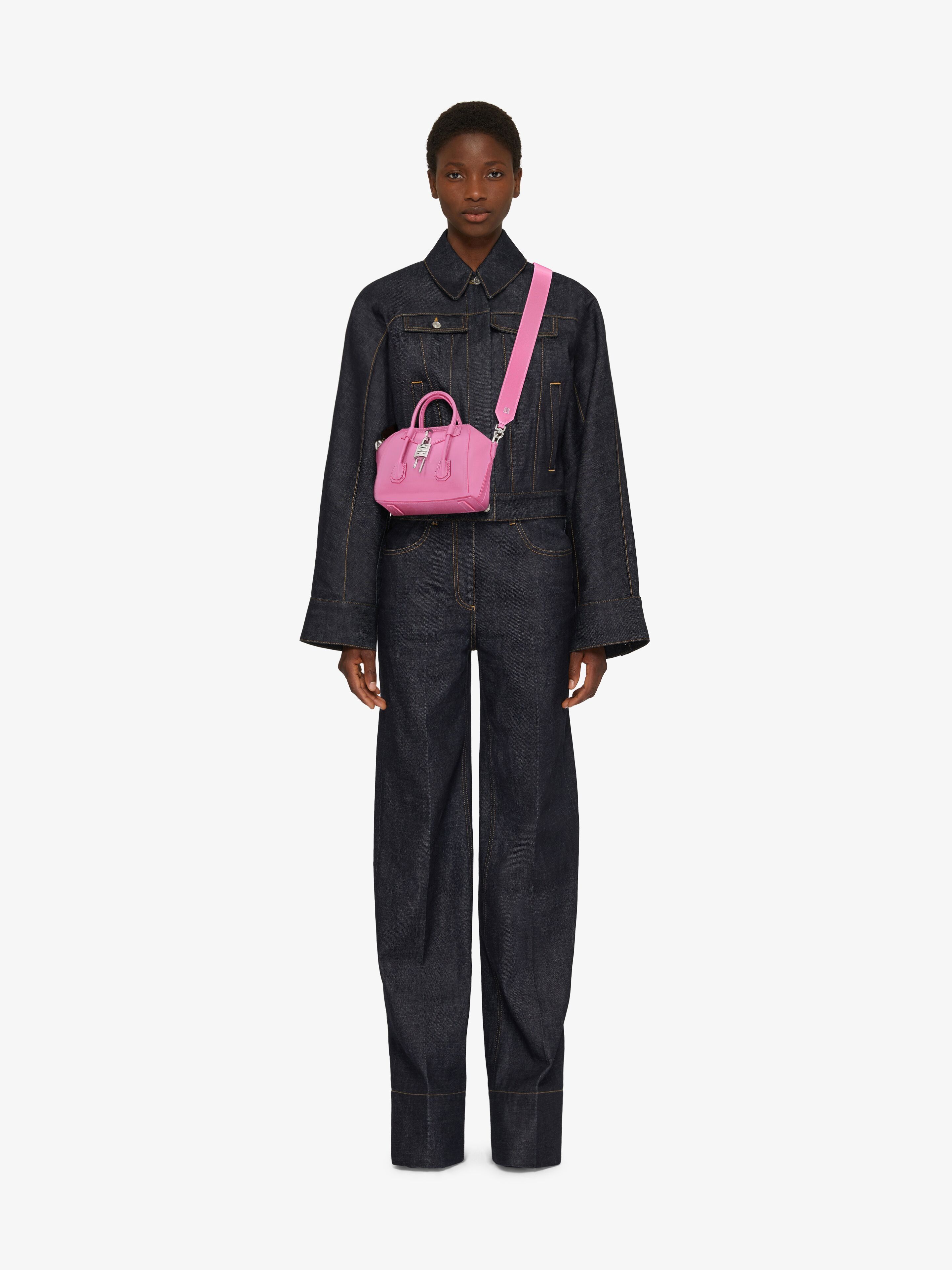 Givenchy oc11z0725 Size: OS / Antigona Lock Bag in Lipstick Pink Size ONE SIZE - 4 Thumbnail