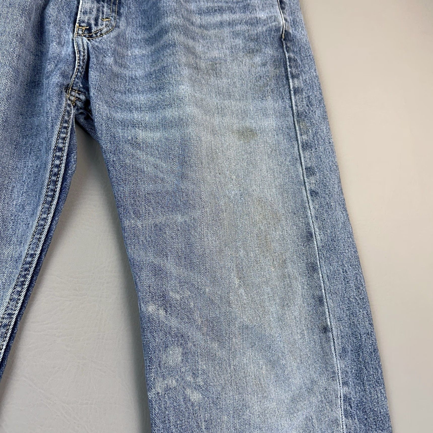 Levi's Levis 505 Jeans Mens 36x34 Blue Light Wash Regular Fit Straight Distressed Work Jeans Size US 36 / EU 52 - 3 Thumbnail