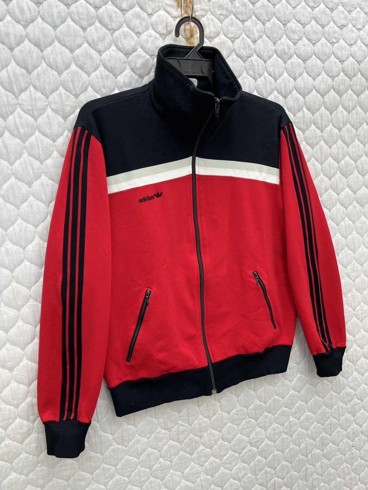 Adidas 🔥🔥🔥STEALS VTG ADIDAS SWEATER Size US S / EU 44-46 / 1 - 2 Thumbnail