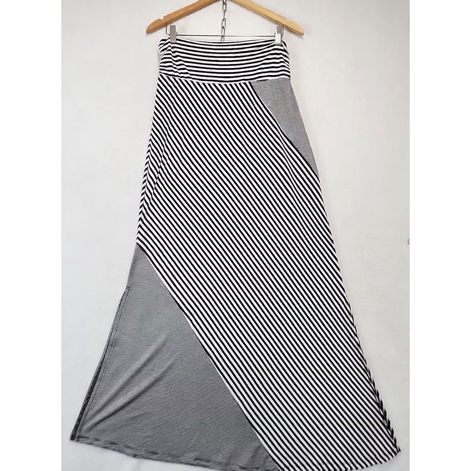 Vintage VINTAGE Vanity Black White Stripe Womens L Maxi Skirt A-Line Comfort Stretch Vintage Y2K Size 36" / US 14 / IT 50 - 2 Thumbnail