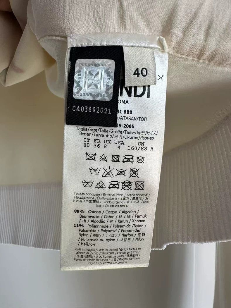 Fendi Fendi Arctic fox wool ball sweatshirt Size US XXS / EU 40 - 5 Thumbnail