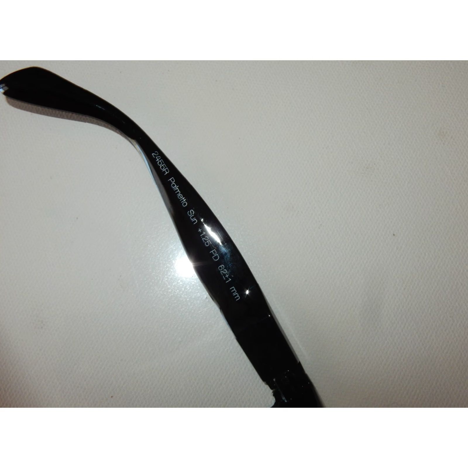 Vintage VINTAGE Peepers Women's Sunglasses +1.25 Black Palmetto Sun 90s Fashion Size ONE SIZE - 5 Thumbnail
