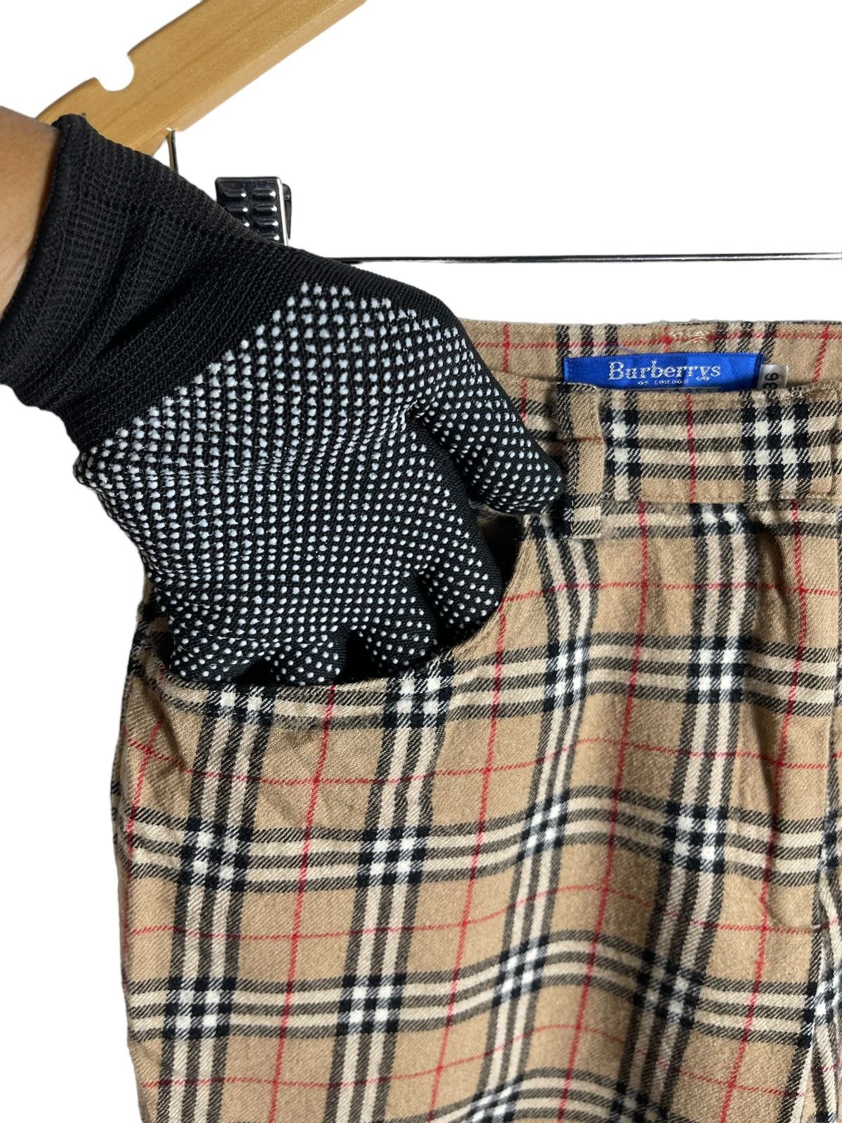 Burberry × Burberry Prorsum × Vintage Vintage Burberry Blue label nova check pants Size 26" / US 2 / IT 38 - 4 Thumbnail