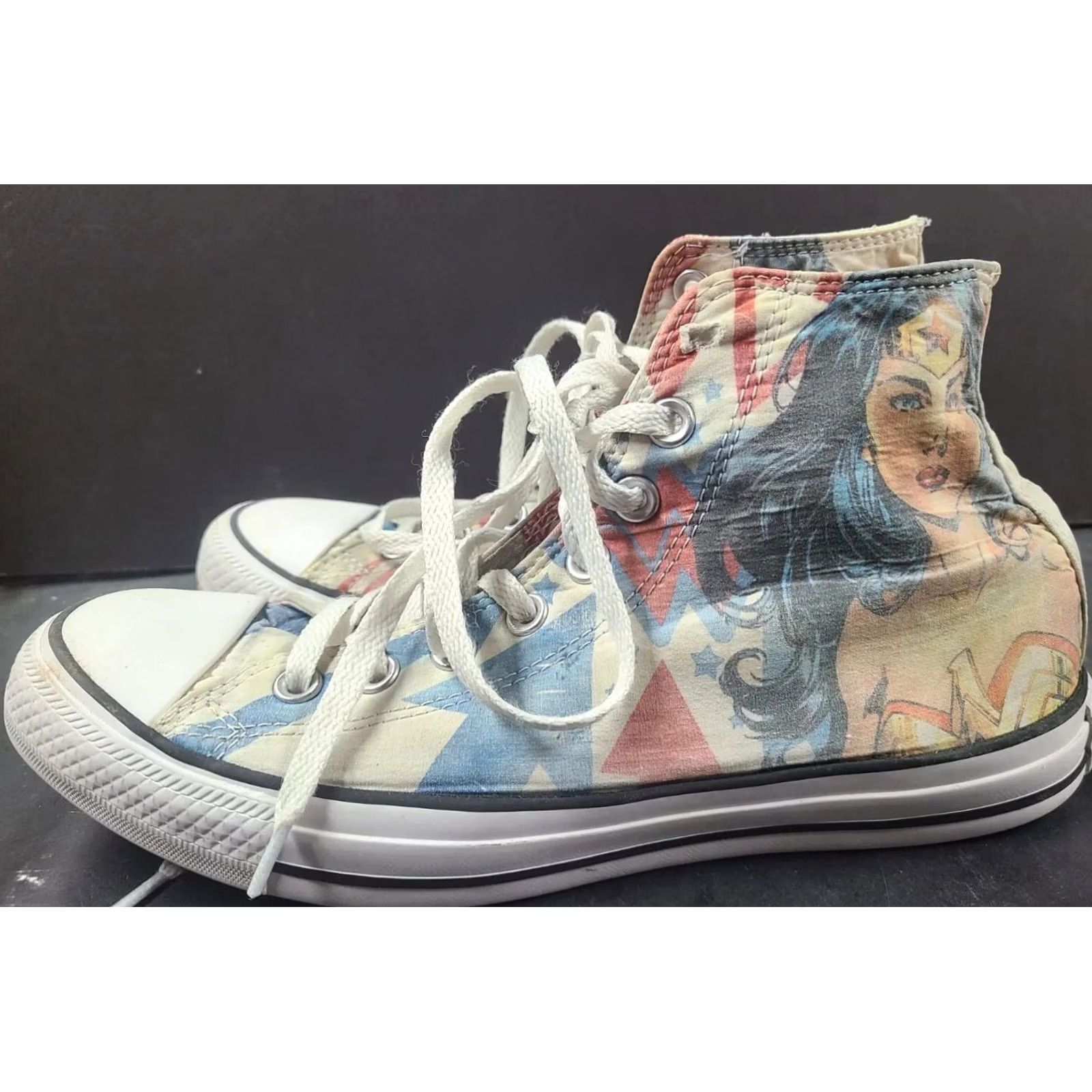 Converse Converse Chuck Taylor X DC Comics Wonder Woman High Top Sneaker Unisex Adults Size US 9.5 / UK 7.5 / EU 41 White Graphic Logo Size US 10 / IT 40 - 6 Thumbnail