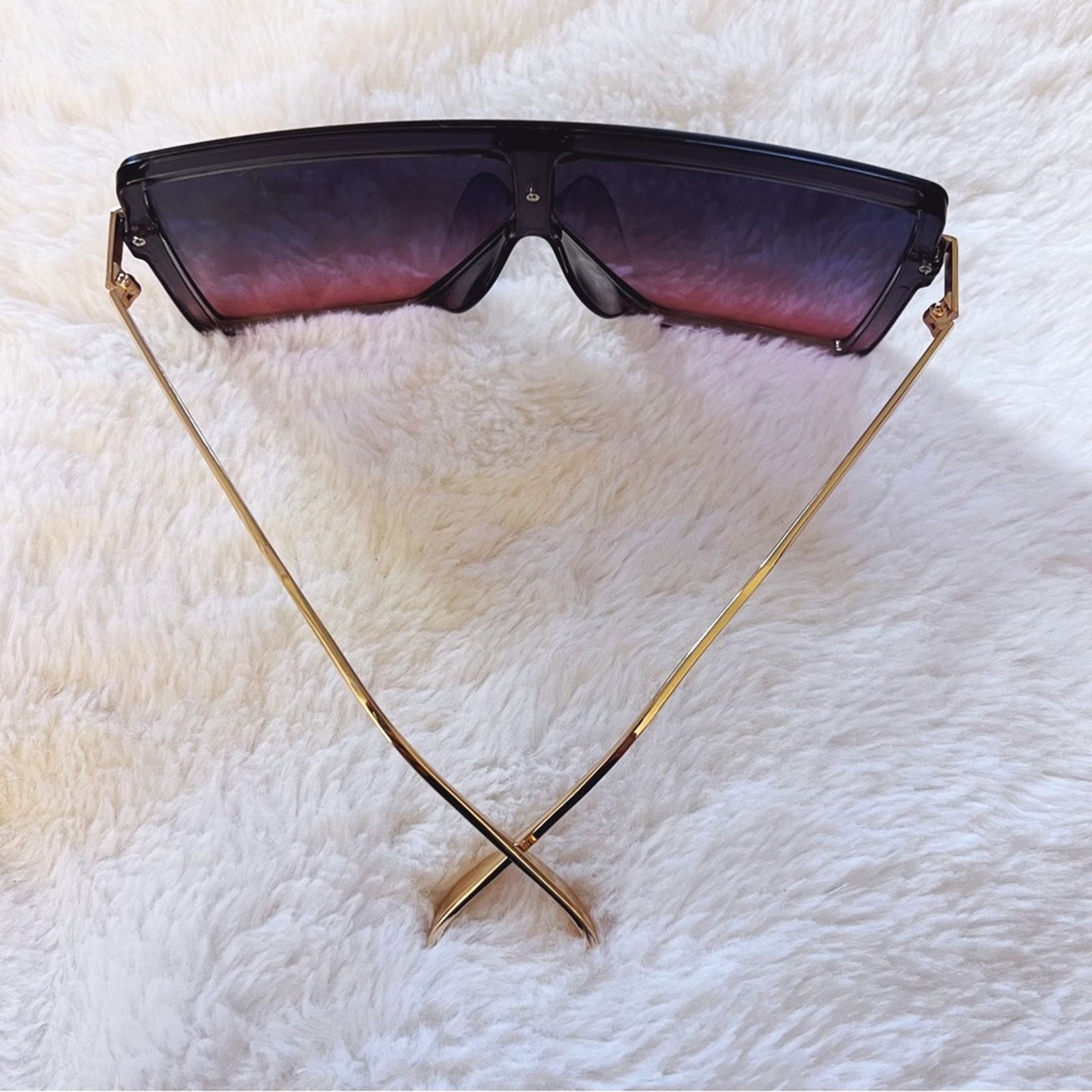 Other Ariel Blue & Pink Rectangle Full Frame Sunglasses Size ONE SIZE - 13 Thumbnail