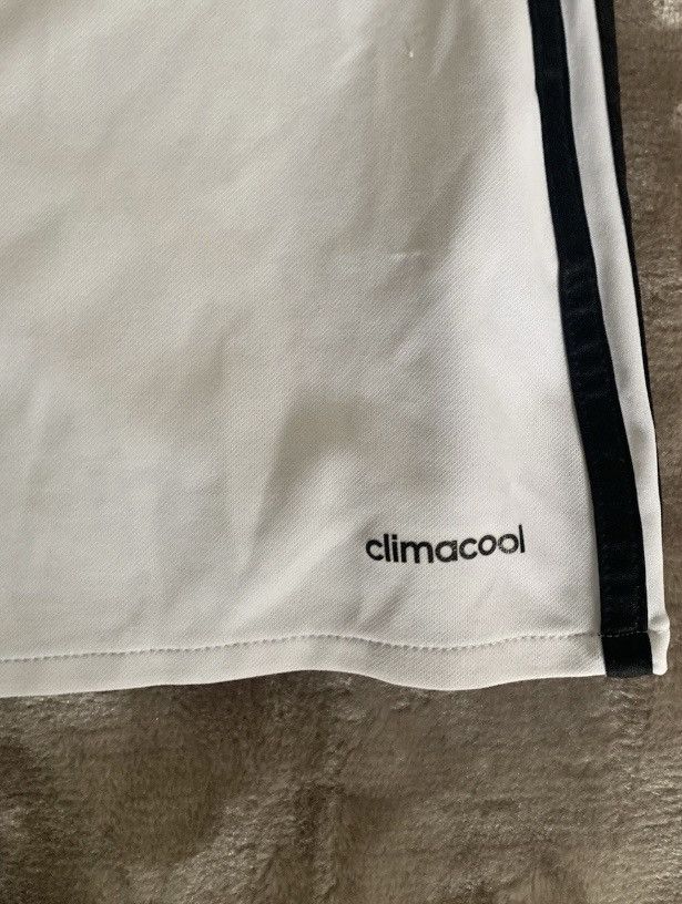 Adidas Jersey ozil germany Size US XL / EU 56 / 4 - 6 Thumbnail