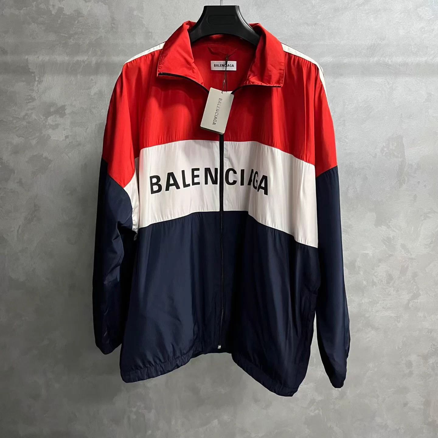 Balenciaga Balenciaga Red Logo Zip Jacket - Size 36 - Near New Size XS / US 0-2 / IT 36-38 - 1 Thumbnail