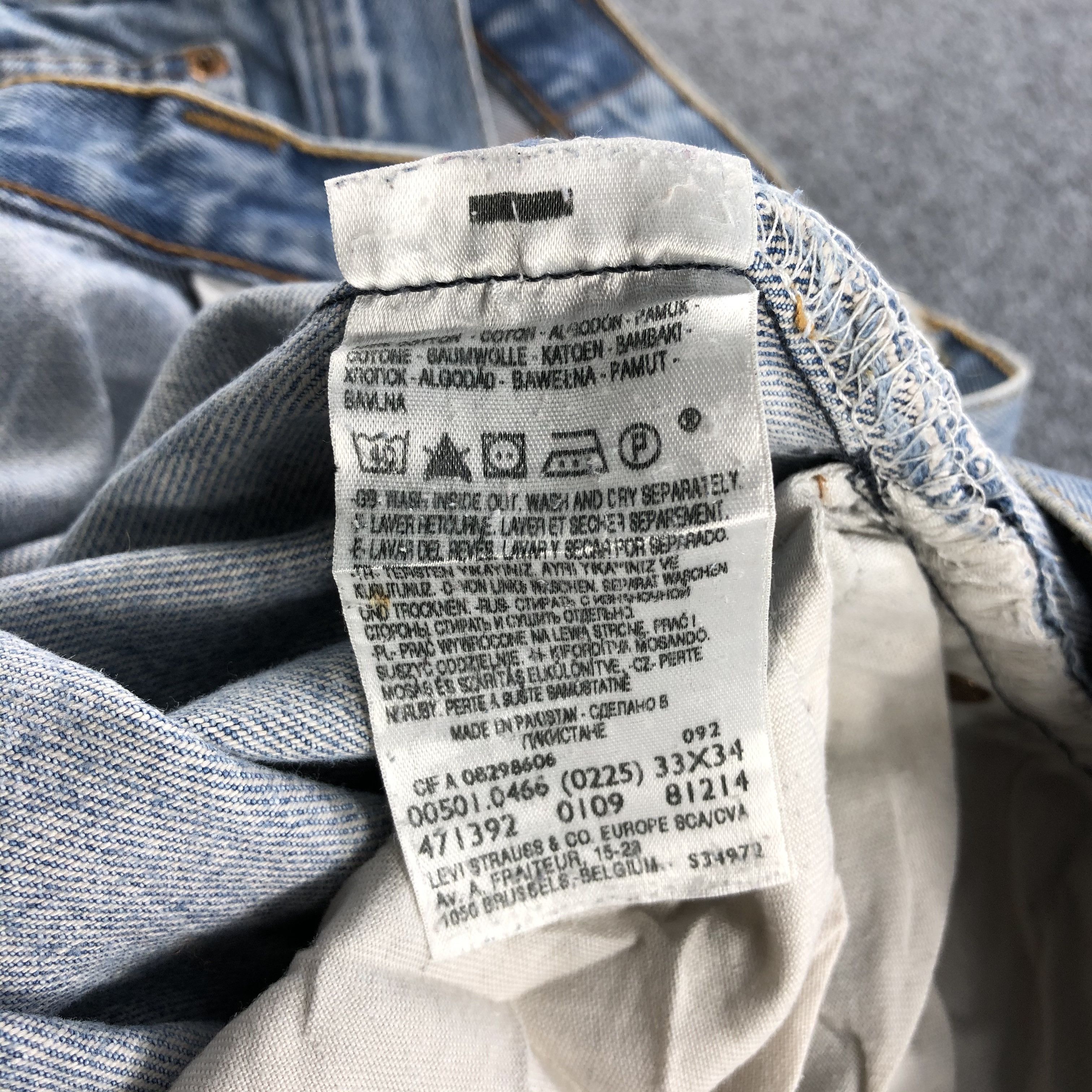 Levi's Vintage Light Wash Levis 501 Jeans-JM951 Size US 33 - 10 Thumbnail