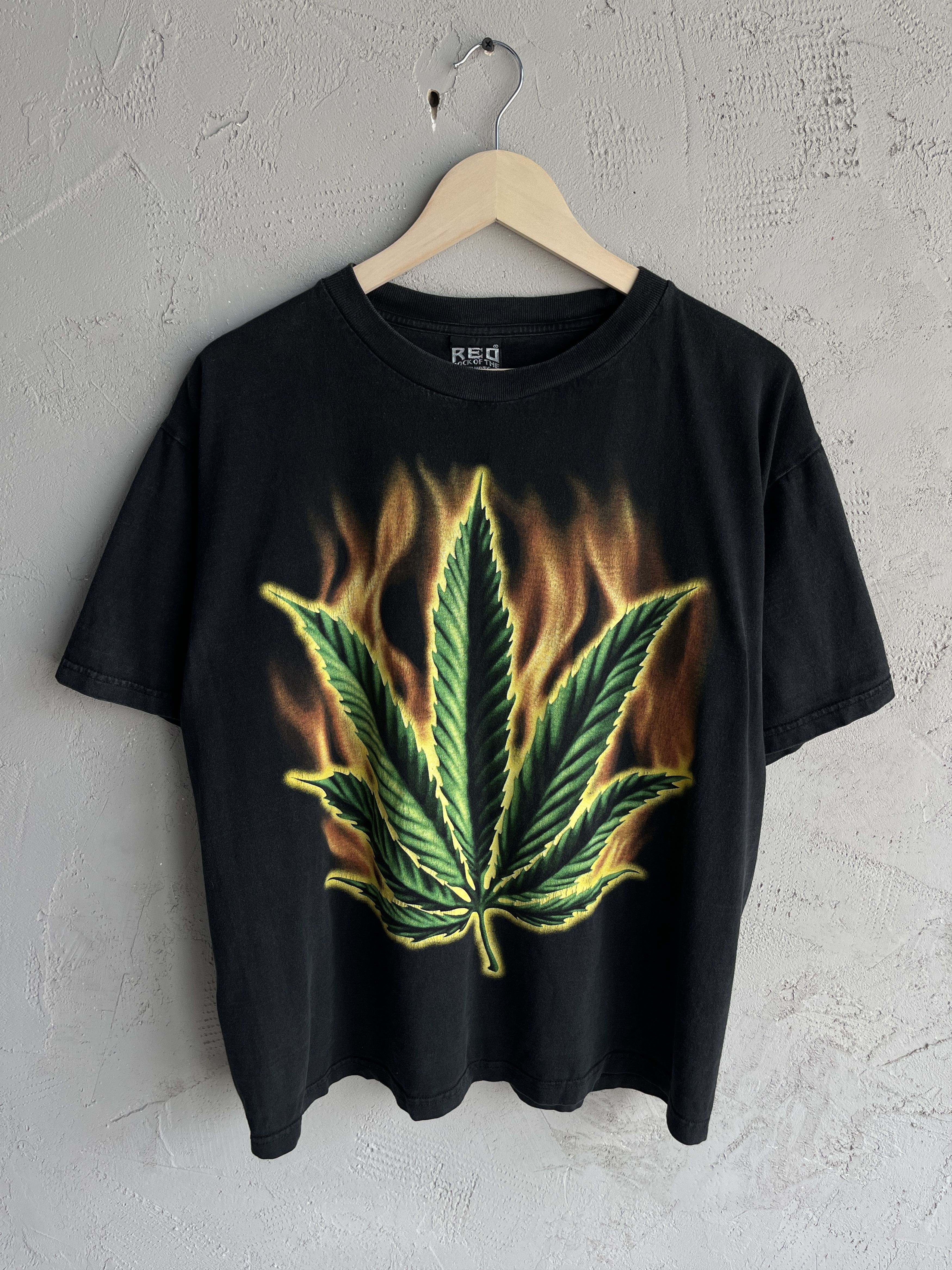 Band Tees × Vintage Vintage 90s Y2K Legalize It Marijuana Weed Drug T Shirt Size US L / EU 52-54 / 3 - 1 Thumbnail