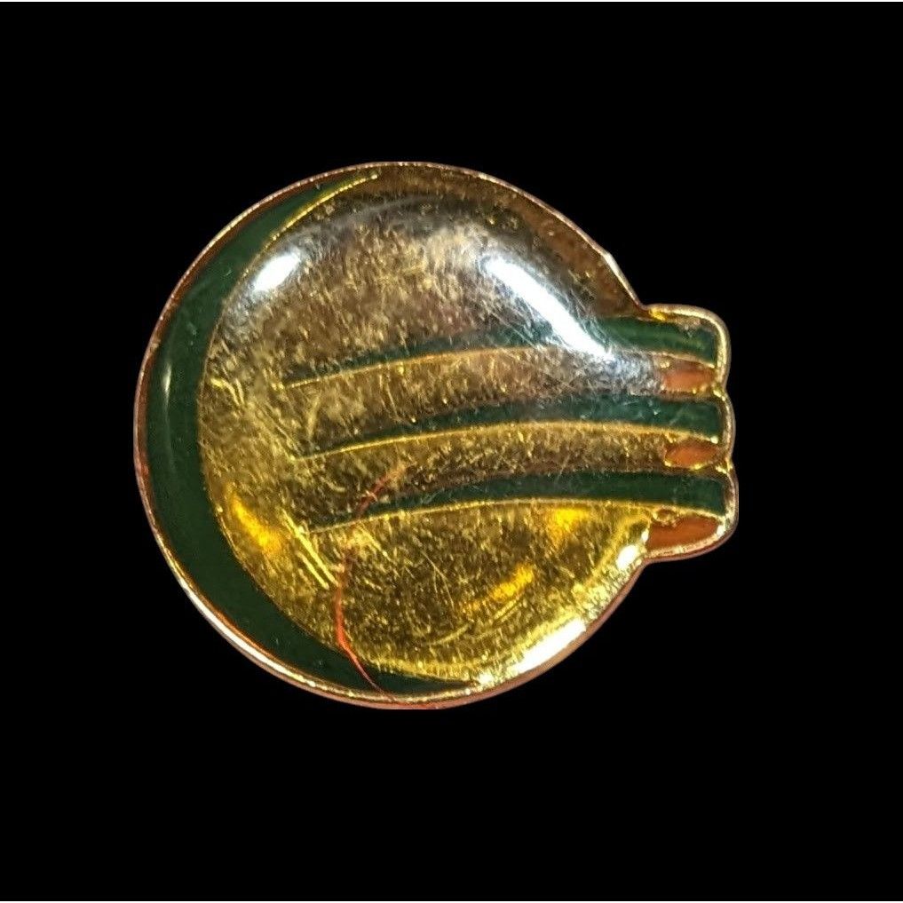 Other Vintage 90s Optus Lapel Pin Gold Tone With Green Accents Size ONE SIZE - 2 Thumbnail