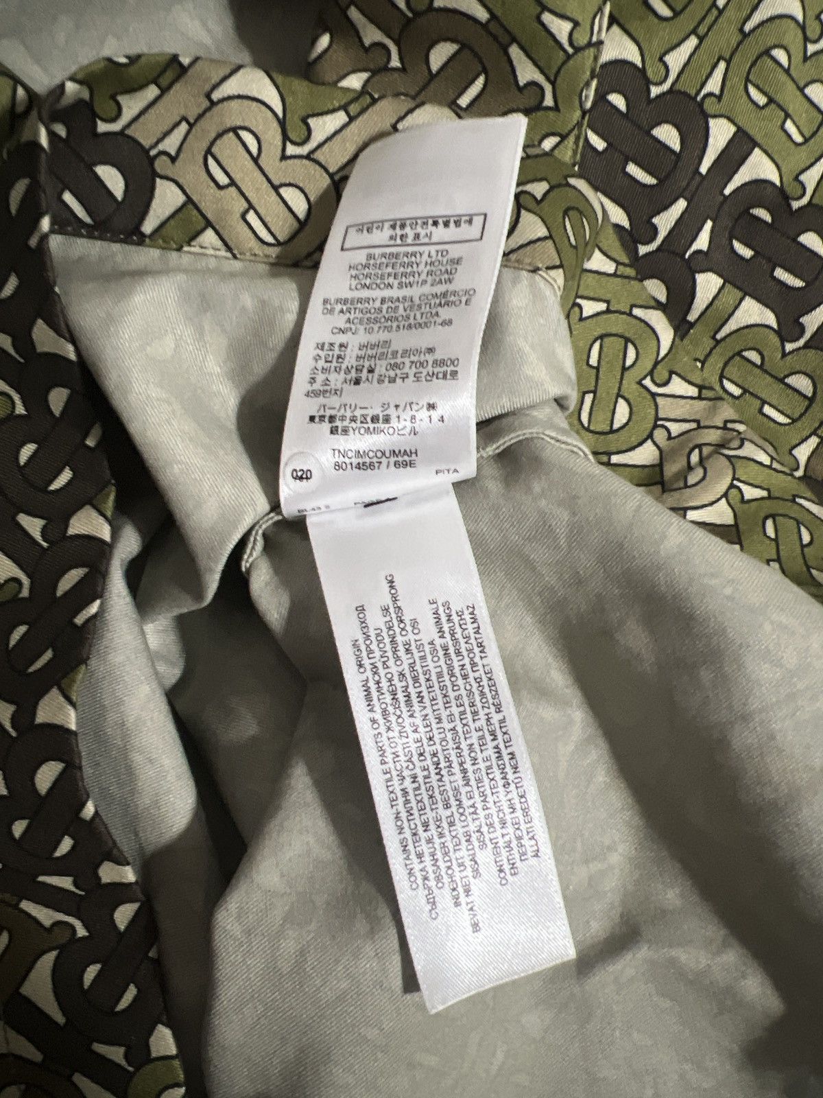 Burberry Burberry Monogram Zip up Polo Size US XL / EU 56 / 4 - 6 Thumbnail