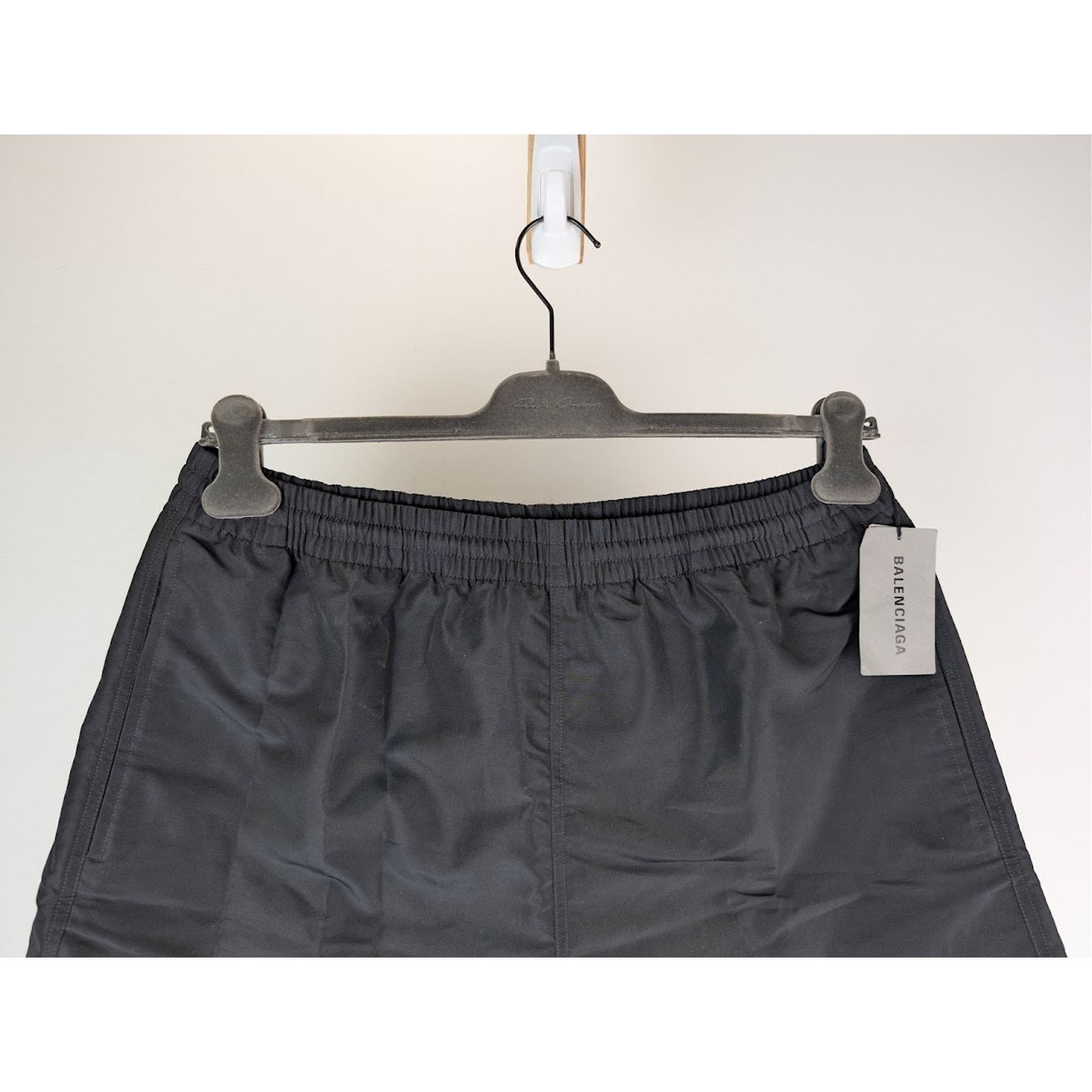 Balenciaga o1rshd1 Q:3 / Hotels & Resorts SW Swim Short in Black Size US 36 / EU 52 - 3 Thumbnail
