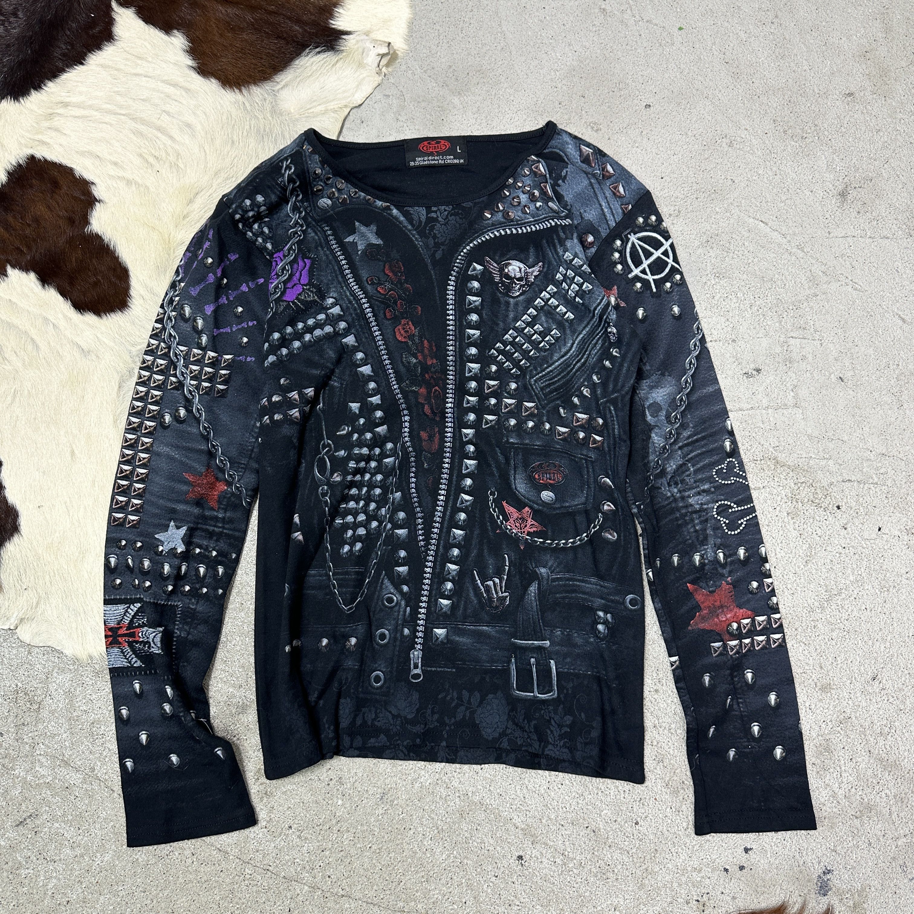 Vintage Vintage Avant Garde Grunge Skull Fullprint Studded Top Y2K Size L / US 10 / IT 46 - 2 Thumbnail