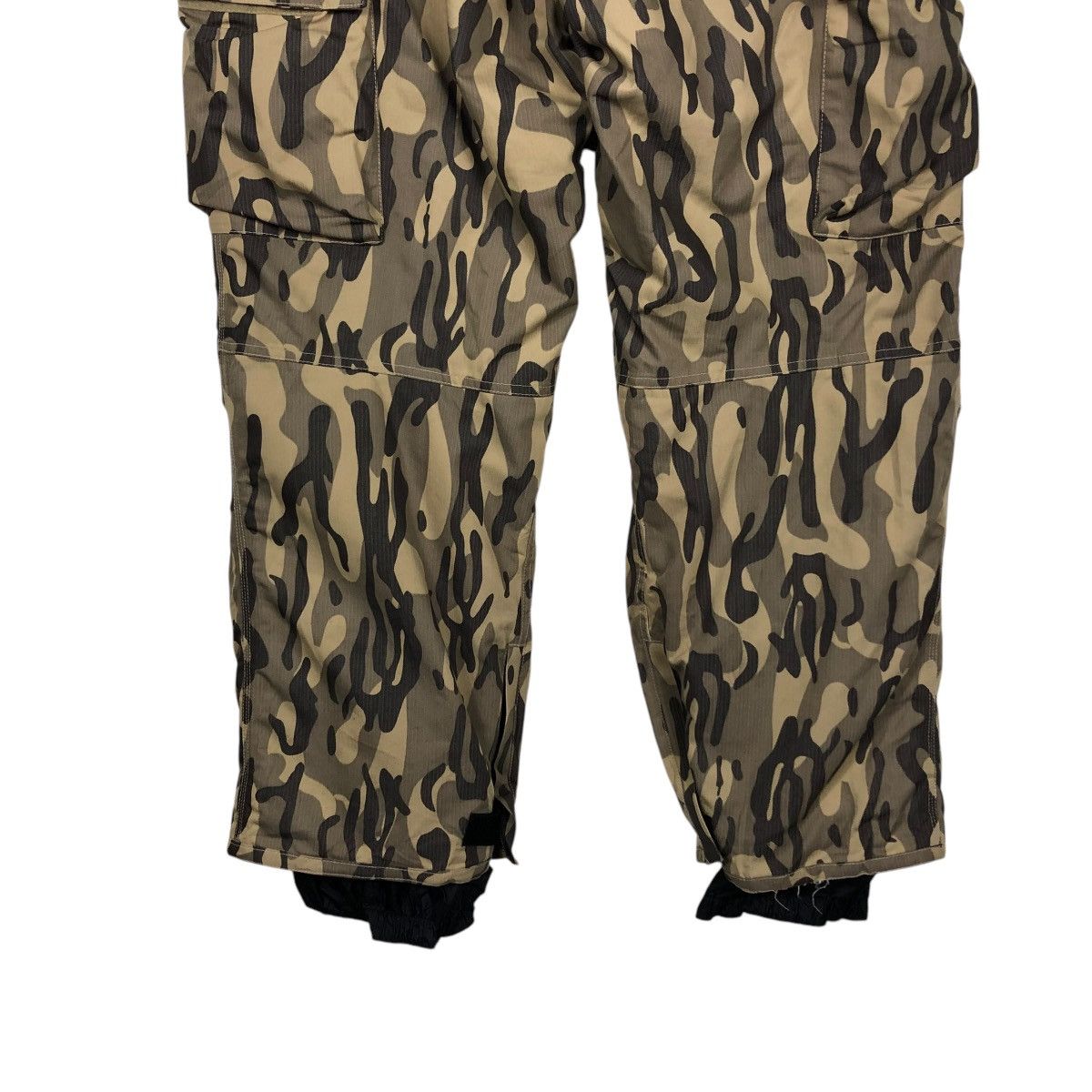 Japanese Brand 🔥VINTAGE CAMOUFLAGE SKI CARGO PANTS COLUMBIA MULTI POCKETS Size US 36 / EU 52 - 13 Thumbnail