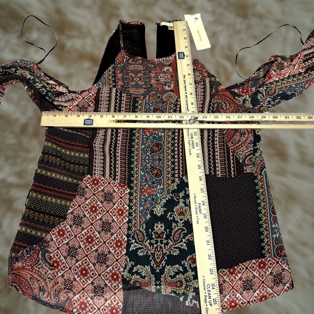Vintage Skies are blue Blouse Women Long Sleeve Cold Shoulder Paisley Red M Flawed Size M / US 6-8 / IT 42-44 - 1 Thumbnail