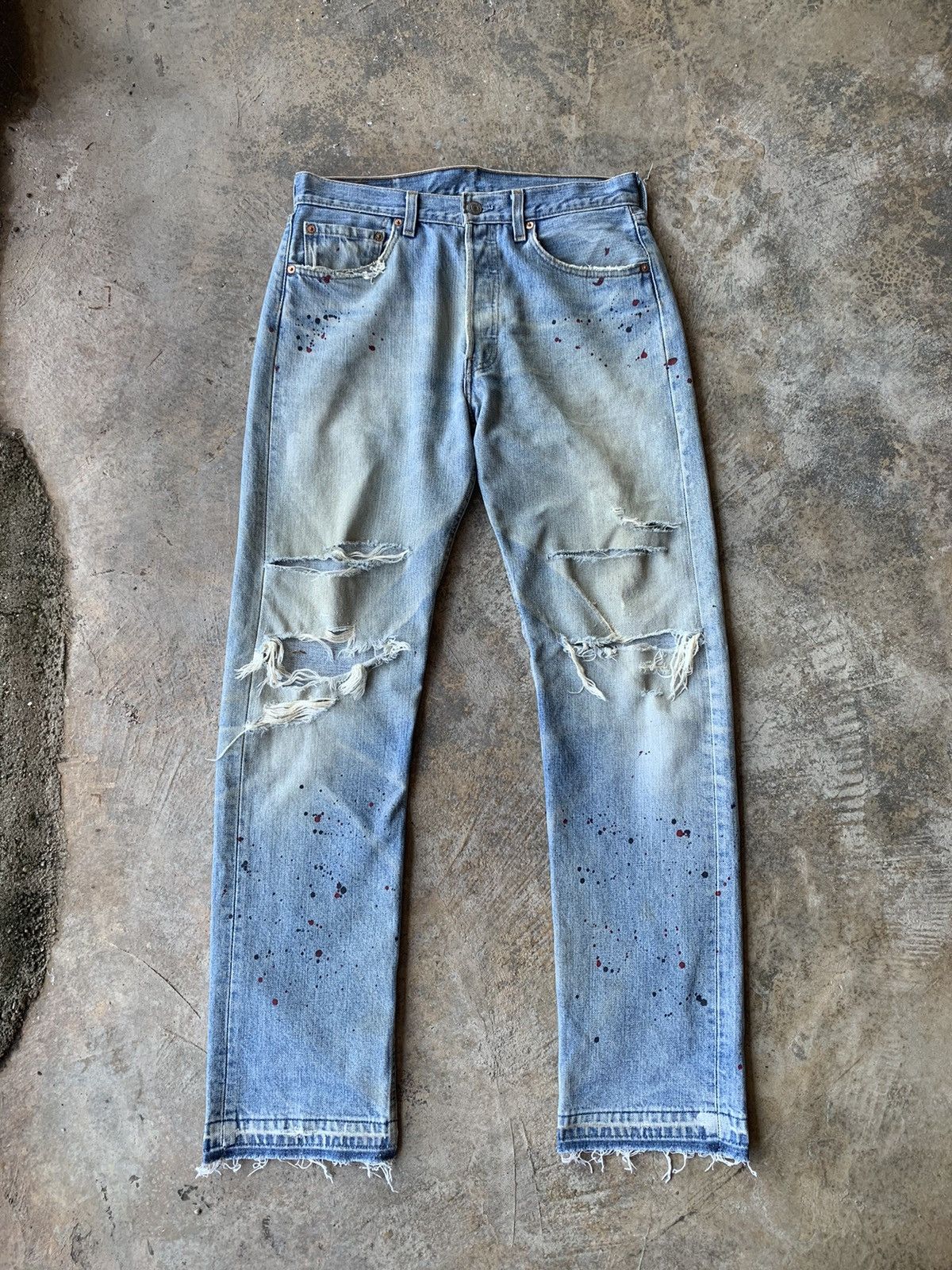 Levi's Vintage Levi’s 501 Ripped Paint Splatter jeans Size US 32 / EU 48 - 2 Thumbnail