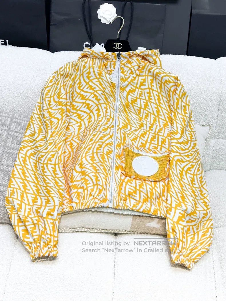 Fendi Fendi Yellow and white logo all-over printed drawstring lo Size M / US 6-8 / IT 42-44 - 1 Thumbnail