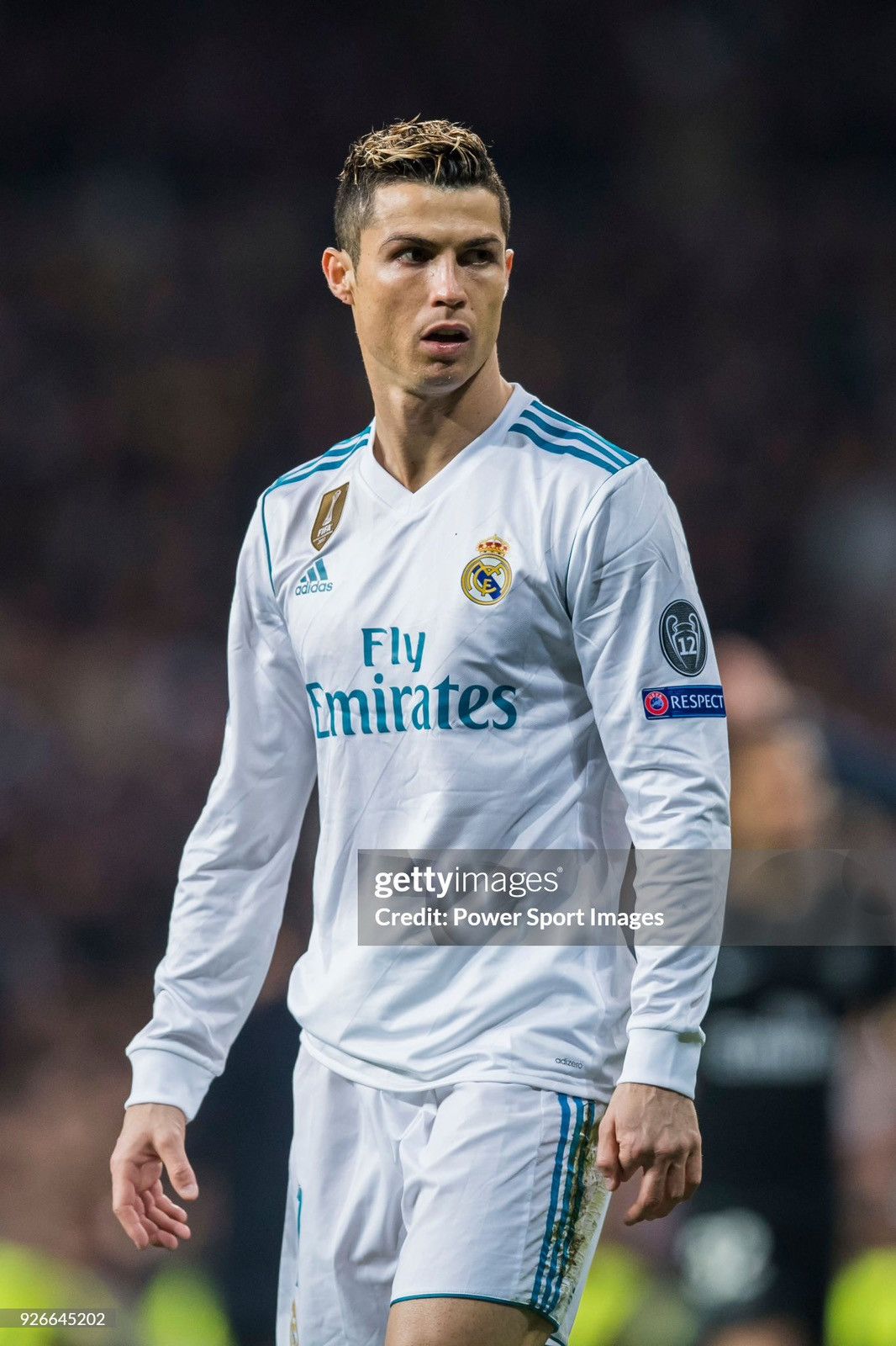 Adidas 2017/18 REAL MADRID #7 RONALDO HOME SOCCER JERSEY SHIRT M Size US M / EU 48-50 / 2 - 2 Thumbnail