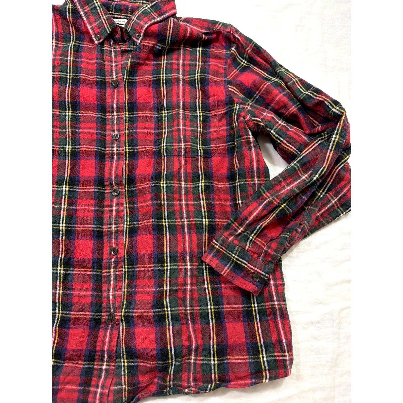 Vintage LL BEAN Scotch Plaid Flannel Shirt Relaxed Fit Women's 1X Holiday Christmas Red Plaid Button-Up Pockets Casual Shirt Size XL / US 12-14 / IT 48-50 - 4 Thumbnail