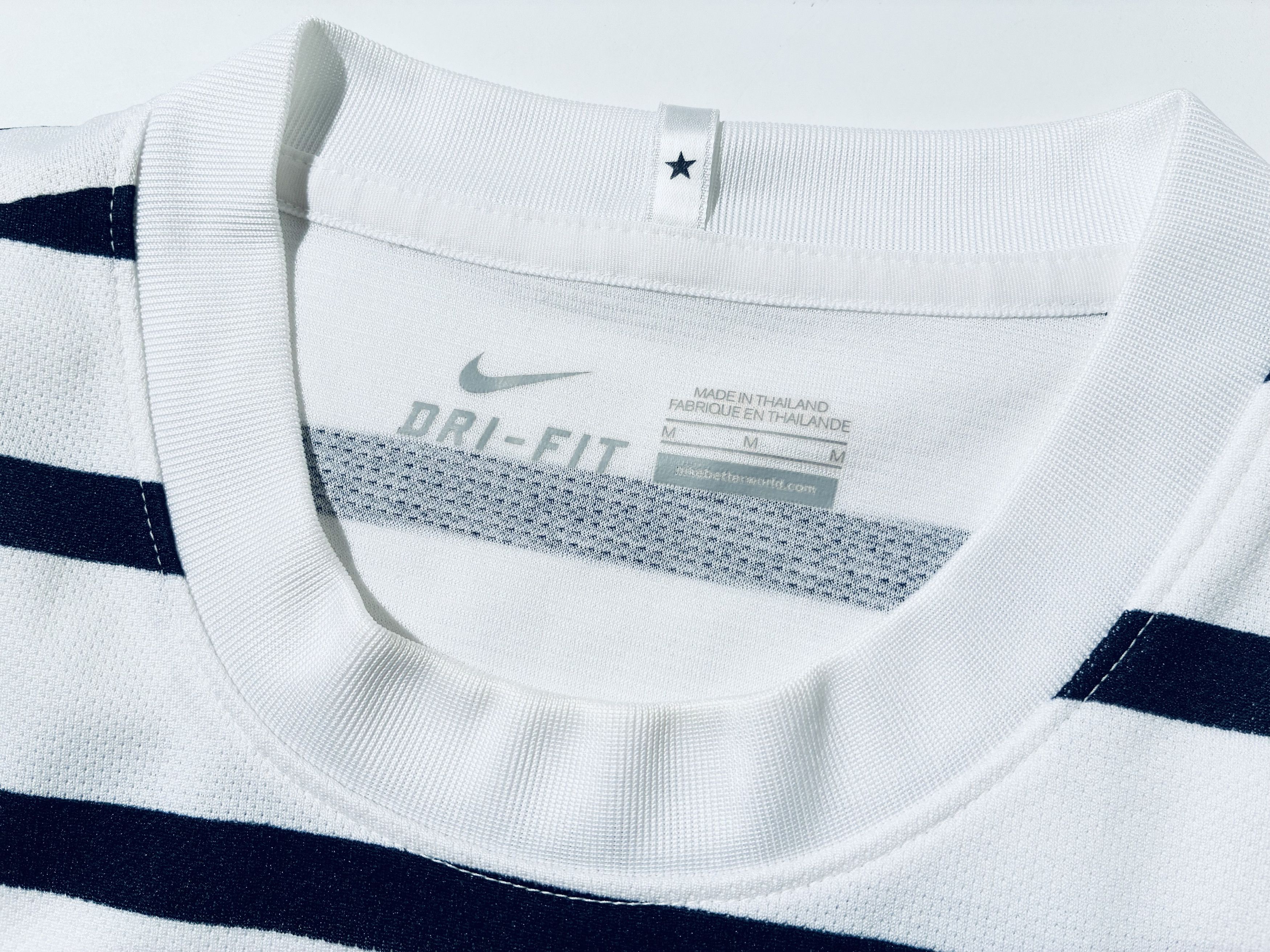 Karl Lagerfeld France Away Shirt Jersey 2011 / 2012 Lagerfeld Size US M / EU 48-50 / 2 - 11 Thumbnail
