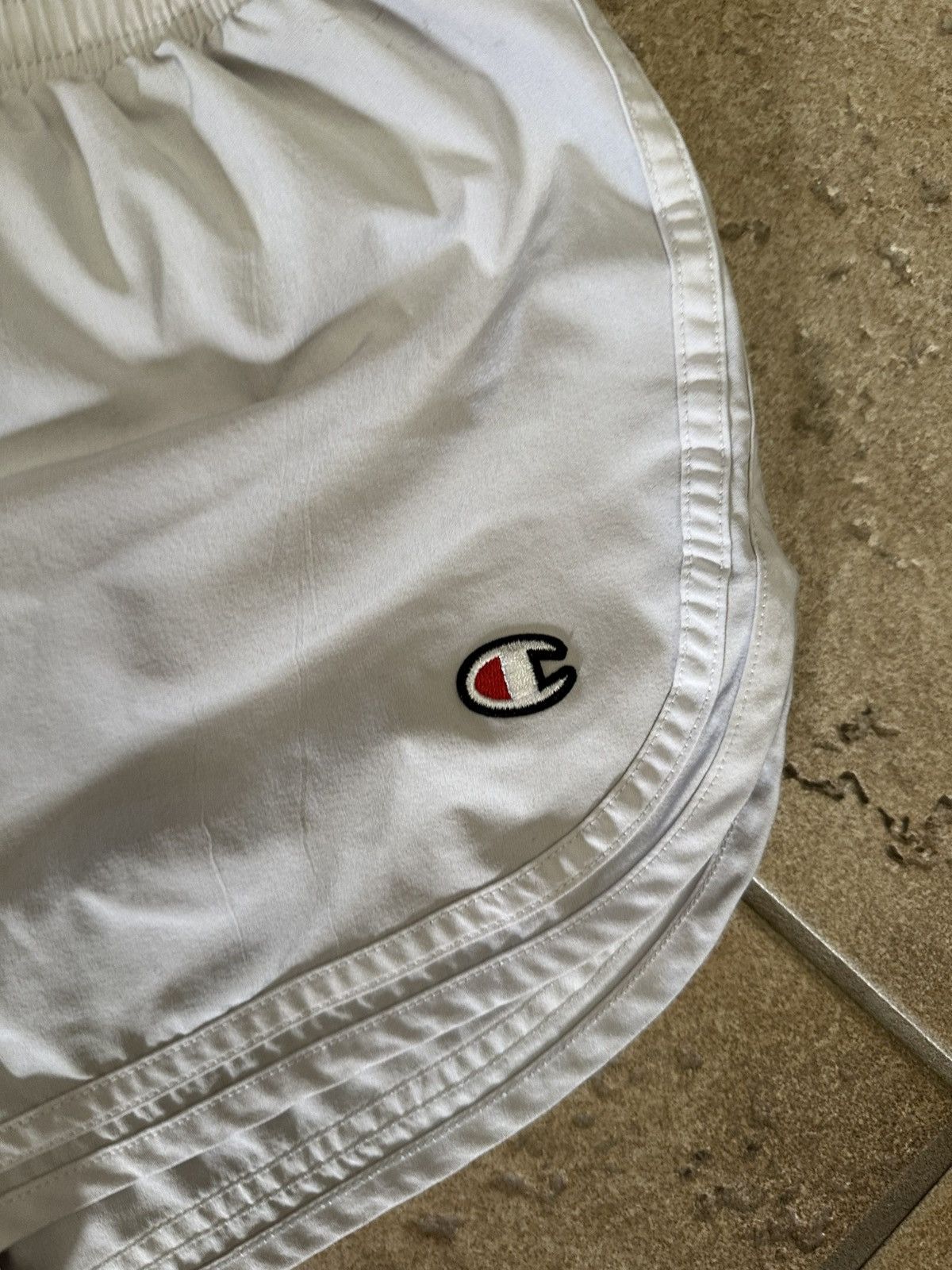 Champion Champion Running Shorts Size 25" / US 0 / IT 36 - 2 Thumbnail
