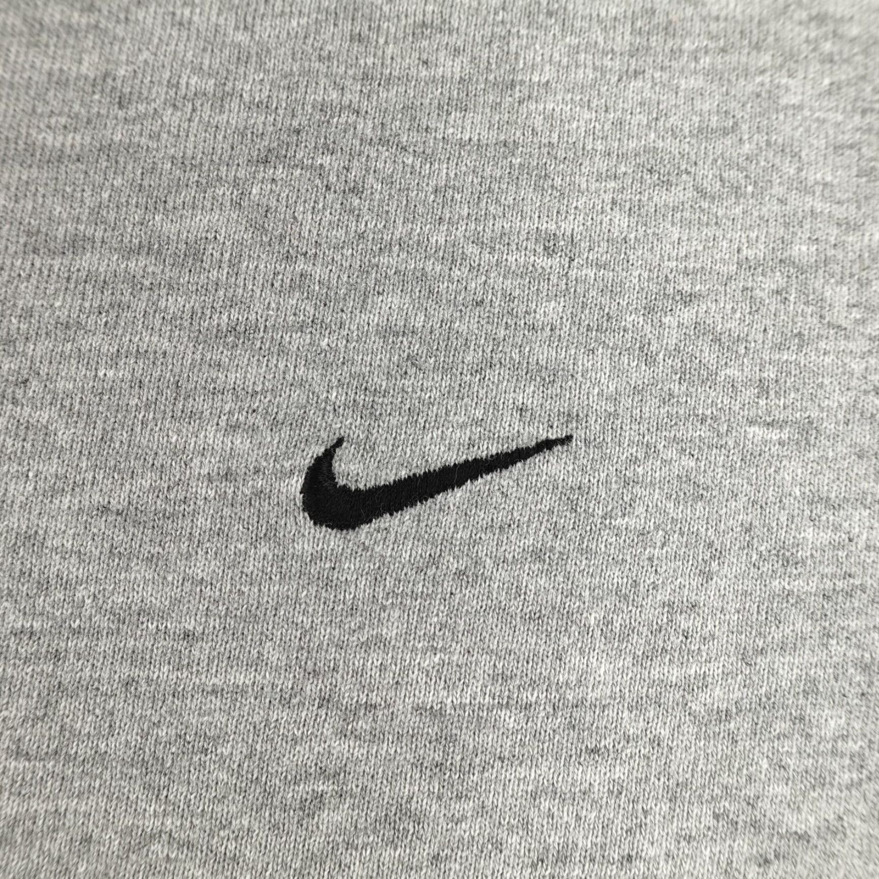 Nike Vintage Nike Sweatshirt Mens XL Gray Crewneck Pullover Sweater Black Swoosh Y2K Size US XL / EU 56 / 4 - 3 Thumbnail
