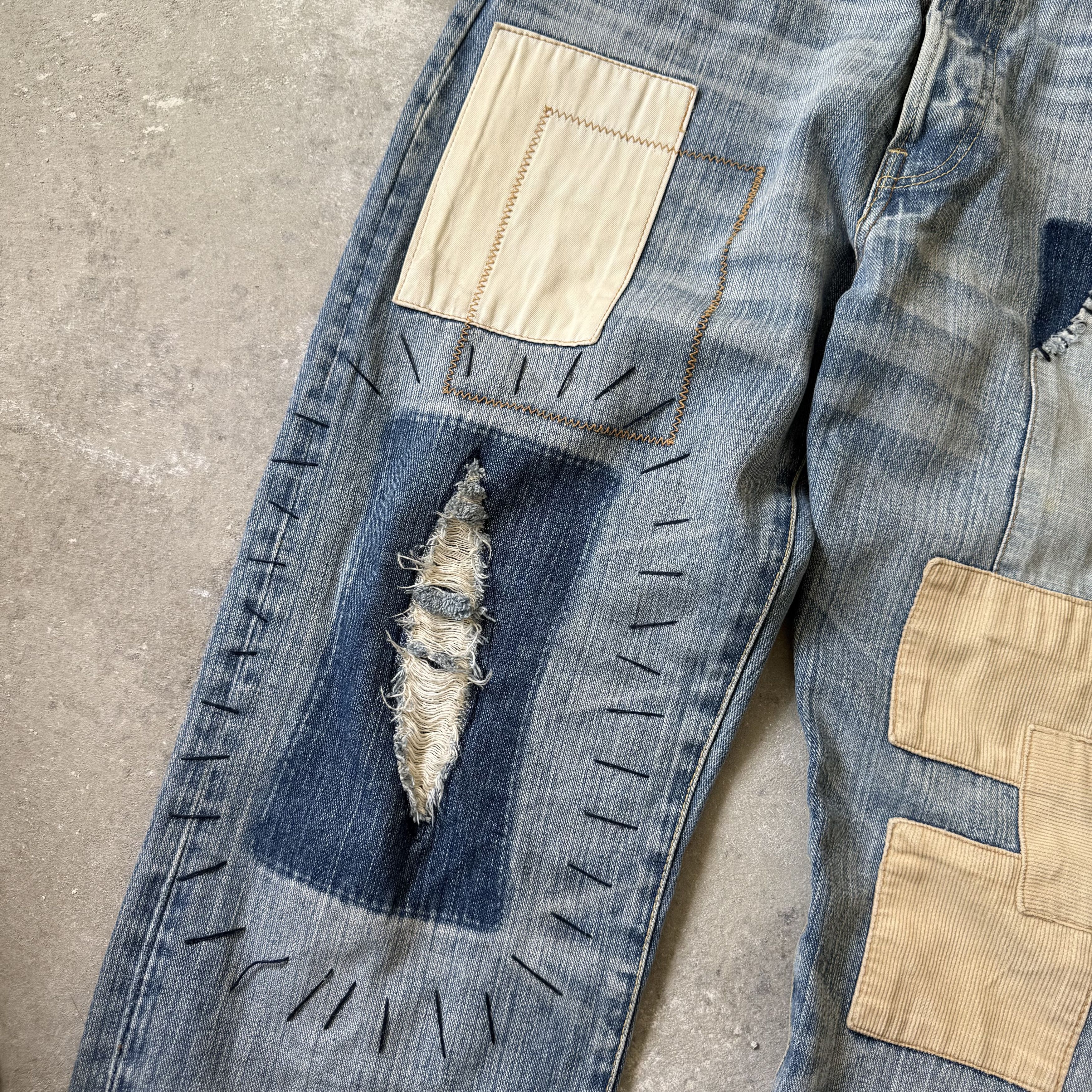 Japanese Brand Exhibitionist Japan Distressed Patchwork Denim Size US 32 / EU 48 - 8 Thumbnail