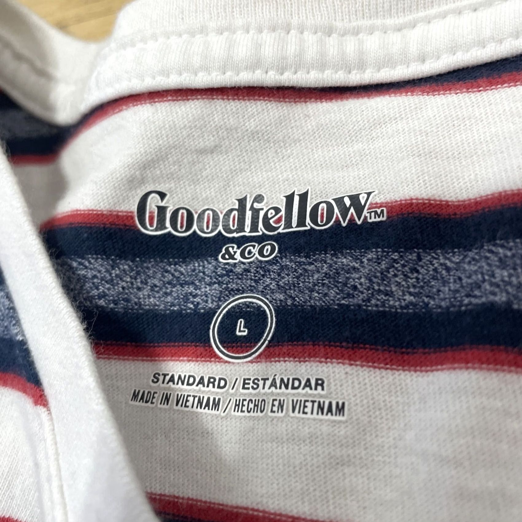 Vintage VINTAGE Goodfellow & Co T Shirt Mens L White Stripe Hoop Red Blue Preppy Retro Skate Tee L Size US L / EU 52-54 / 3 - 5 Thumbnail