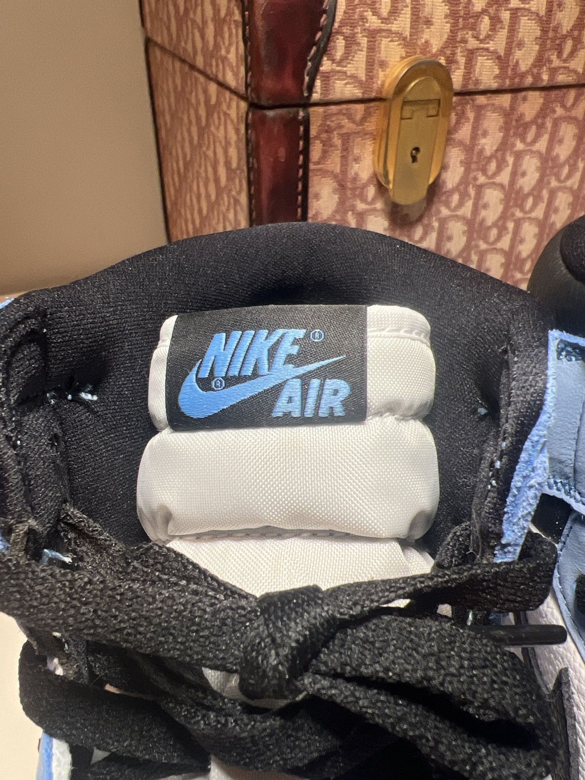 Jordan Brand Jordan 1 High University Blue Size US 12 / EU 45 - 7 Thumbnail