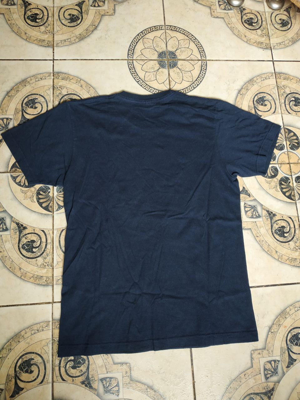 Supreme Supreme America's Most Wanted Graphic Shirt Size M Size US M / EU 48-50 / 2 - 12 Thumbnail