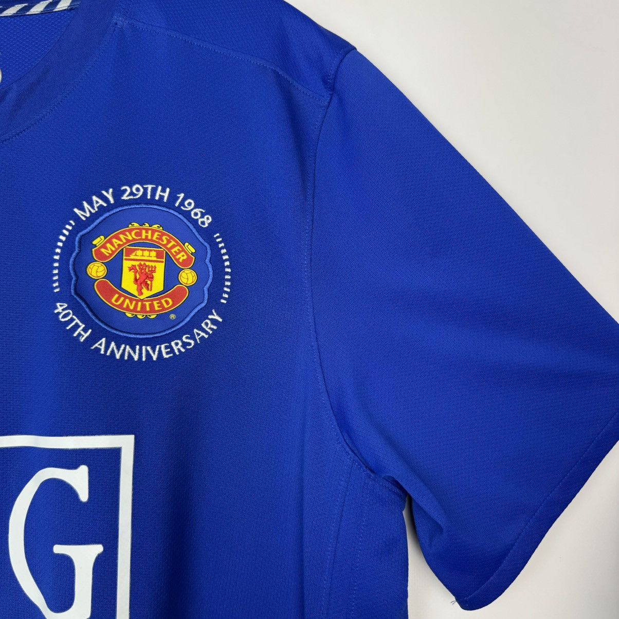 Nike MANCHESTER UNITED 2008 2009 FOOTBAL SHIRT SOCCER JERSEY NIKE Size US XL / EU 56 / 4 - 23 Thumbnail