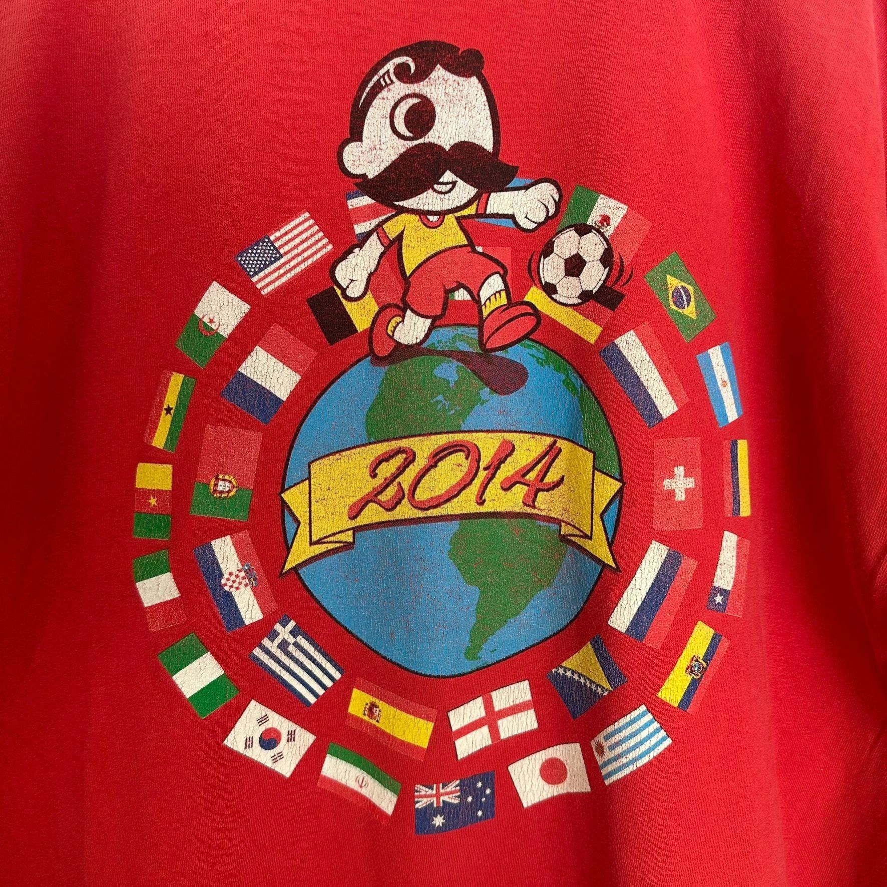 Gildan 2014 FIFA World Cup Soccer T-Shirt Red XL National Flags Foo Size US XL / EU 56 / 4 - 2 Thumbnail