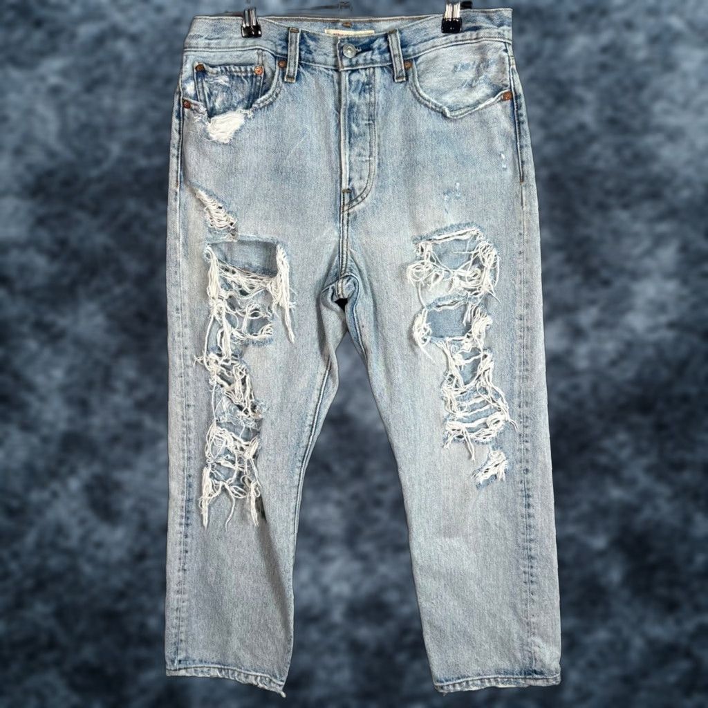 Levi's Levi’s Wedgie Straight Jeans Womens 30 Light Blue Distressed 5-Pocket Denim High Rise Regular Fit Vintage: No Size 30" / US 8 / IT 44 - 1 Thumbnail