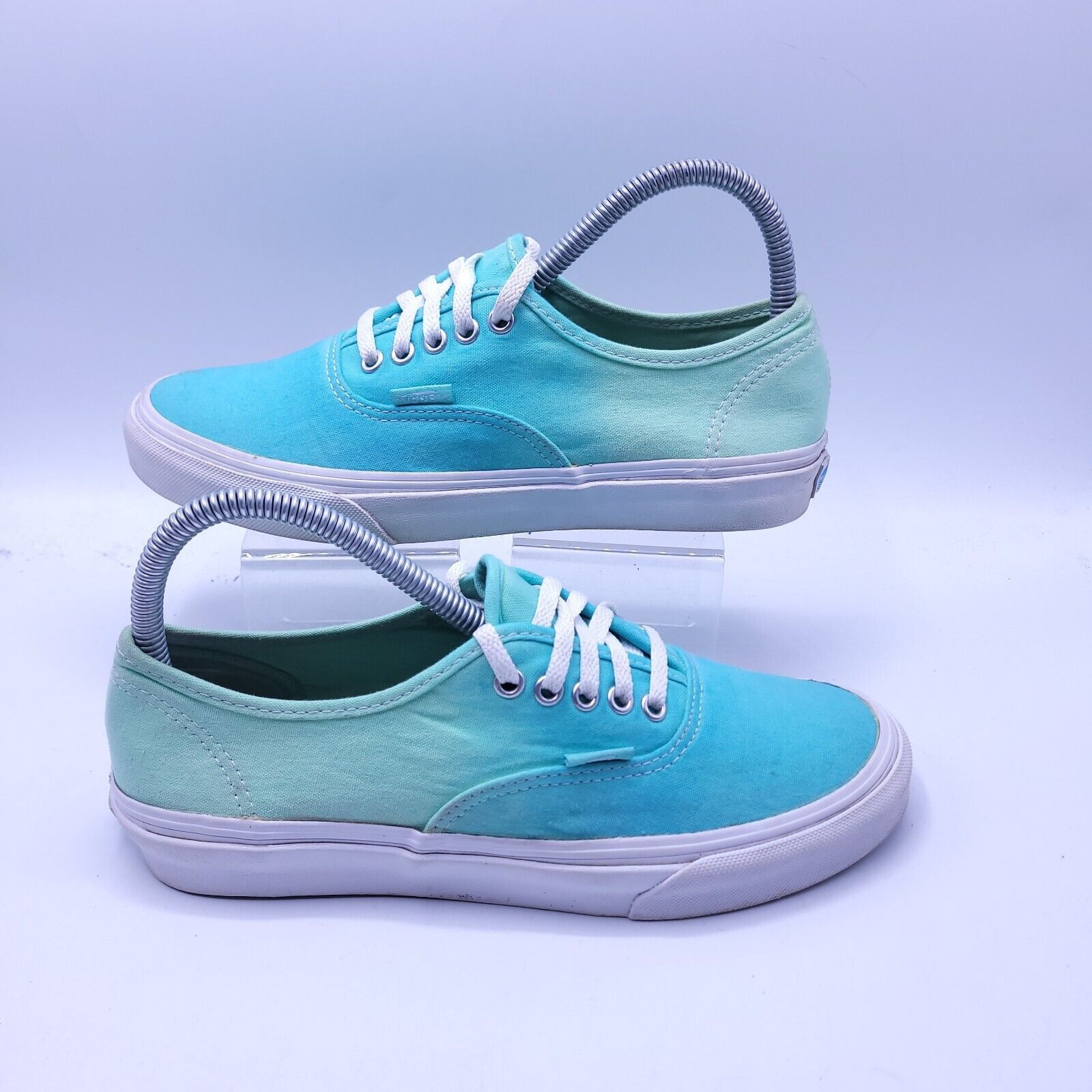 Vans Vans Off the Wall Shoe Women Size 7 Mens 5.5 T375 Blue White Size US 7 / IT 37 - 6 Thumbnail