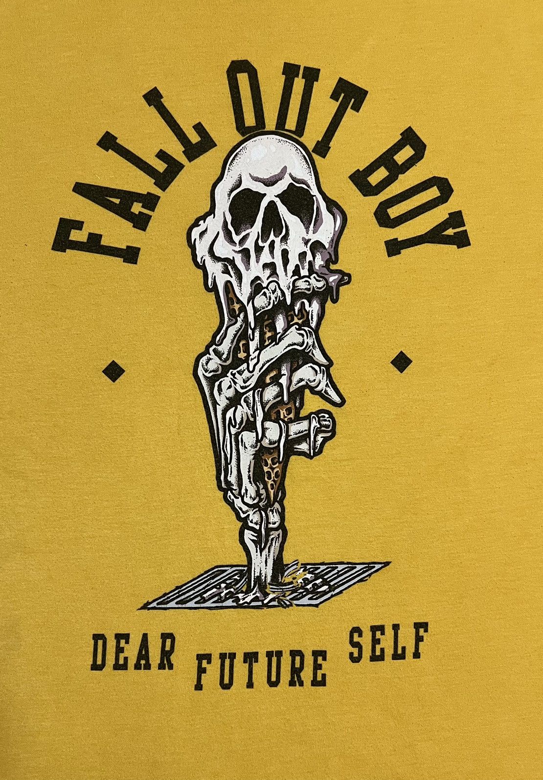 Band Tees Fall Out Boy Skull Graphic Tee XL Streetwear Punk Size US XL / EU 56 / 4 - 10 Thumbnail