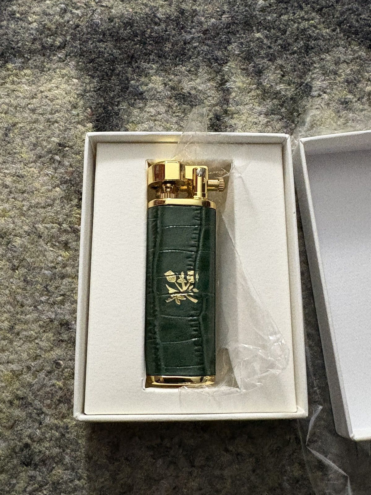Aime Leon Dore Queens Crest Engraved Lighter Crocadile